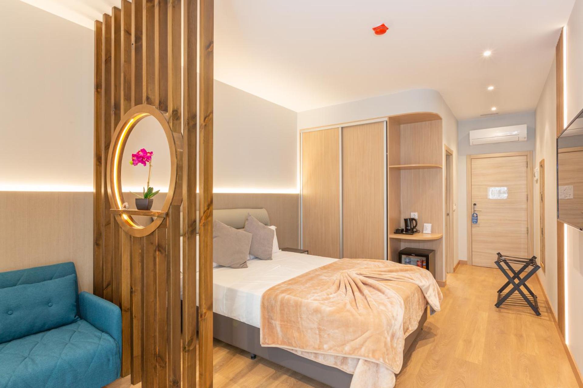 Deluxe Double Room photo 2