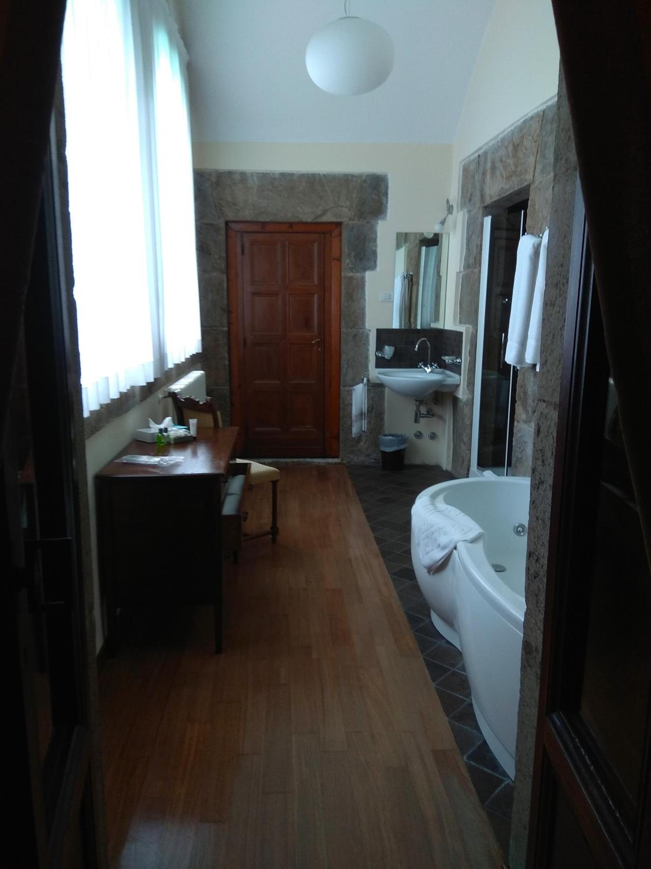 Double Room - Photo 10