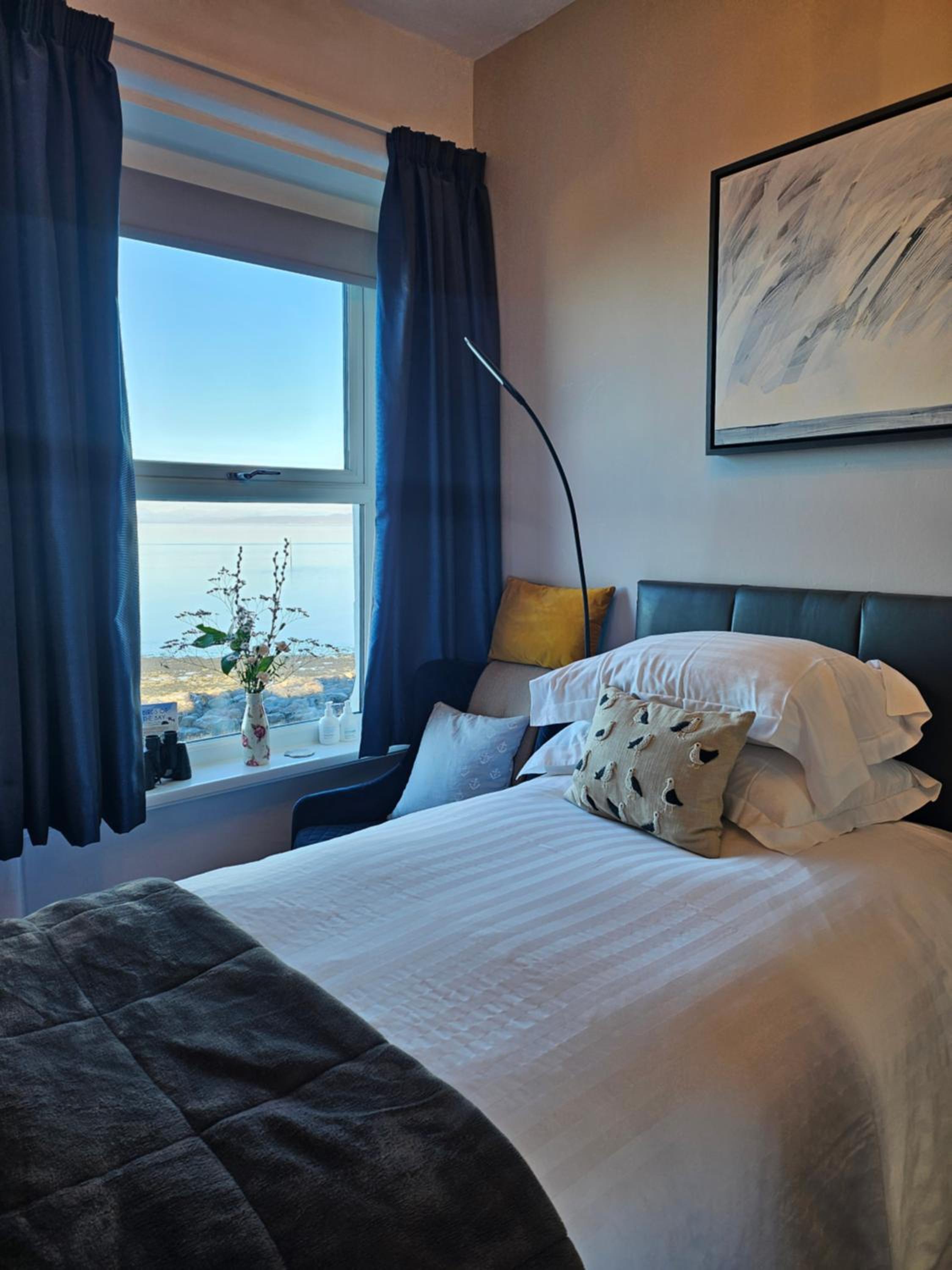 Classic Single Room with Sea View
