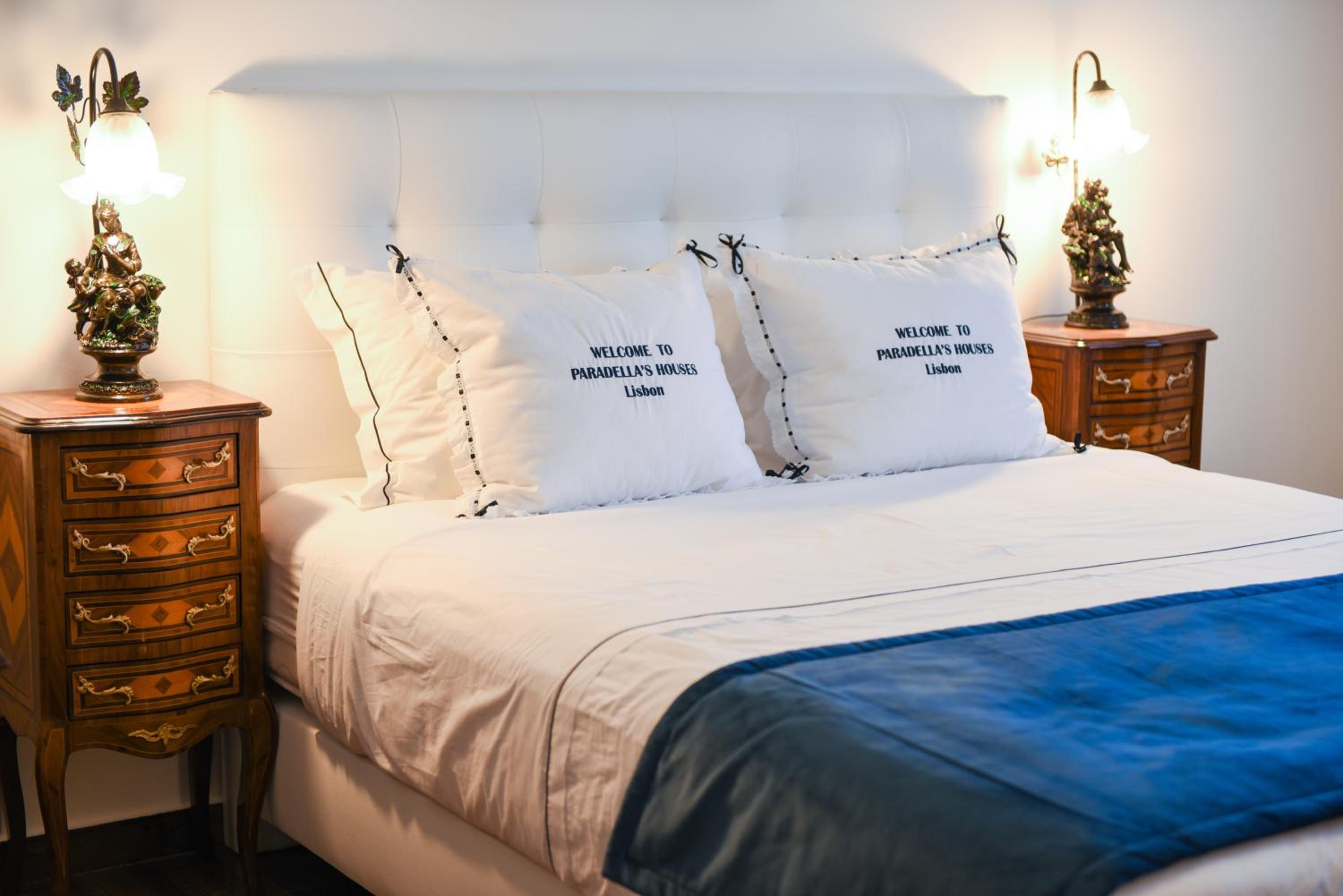 Deluxe Double Room with Extra Bed - Photo 4