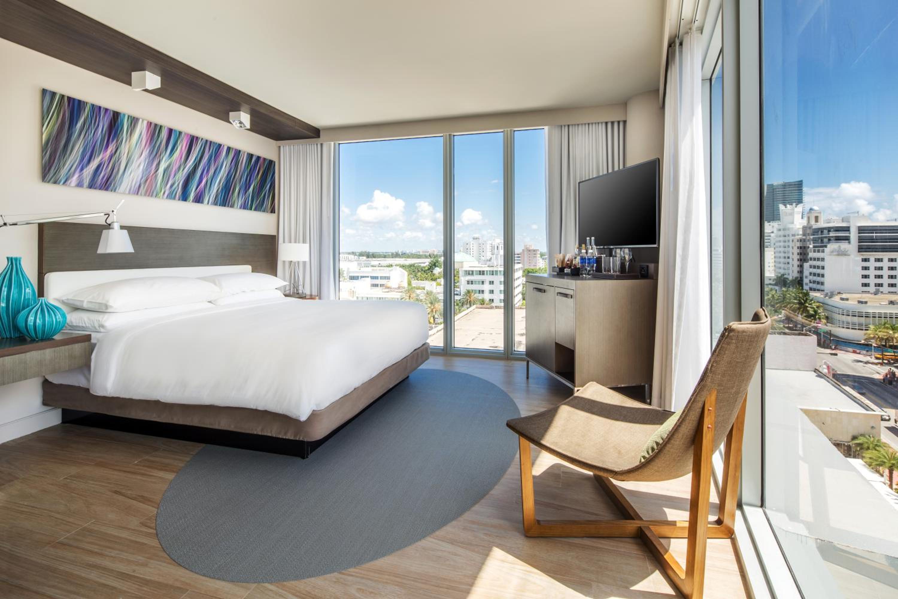 Deluxe King Room