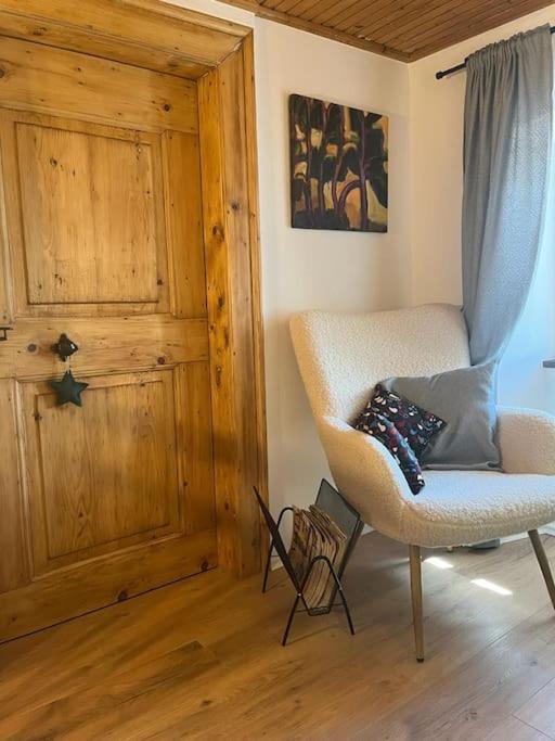 Two-Bedroom House photo 2