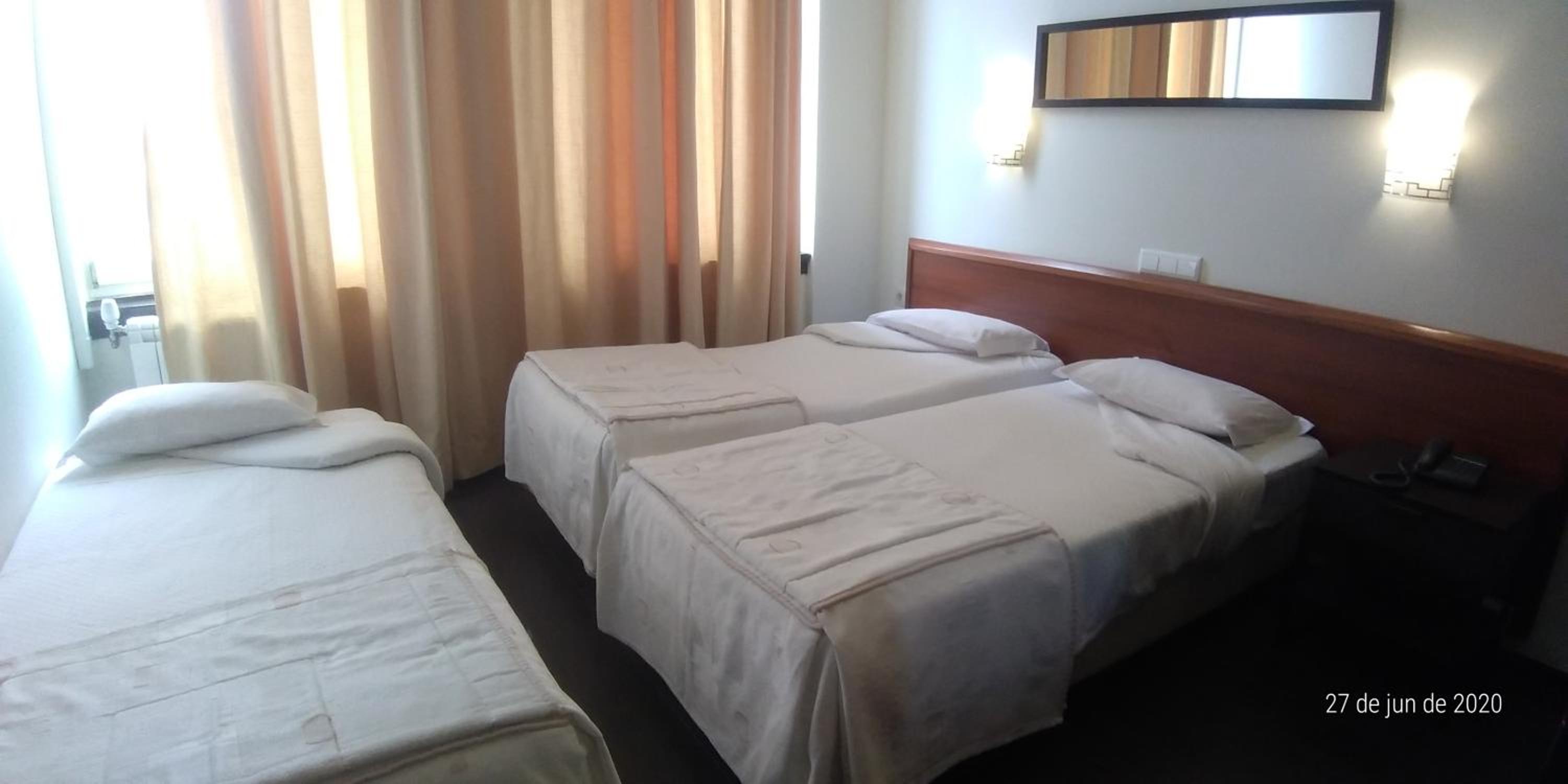 Triple Room - Photo 1