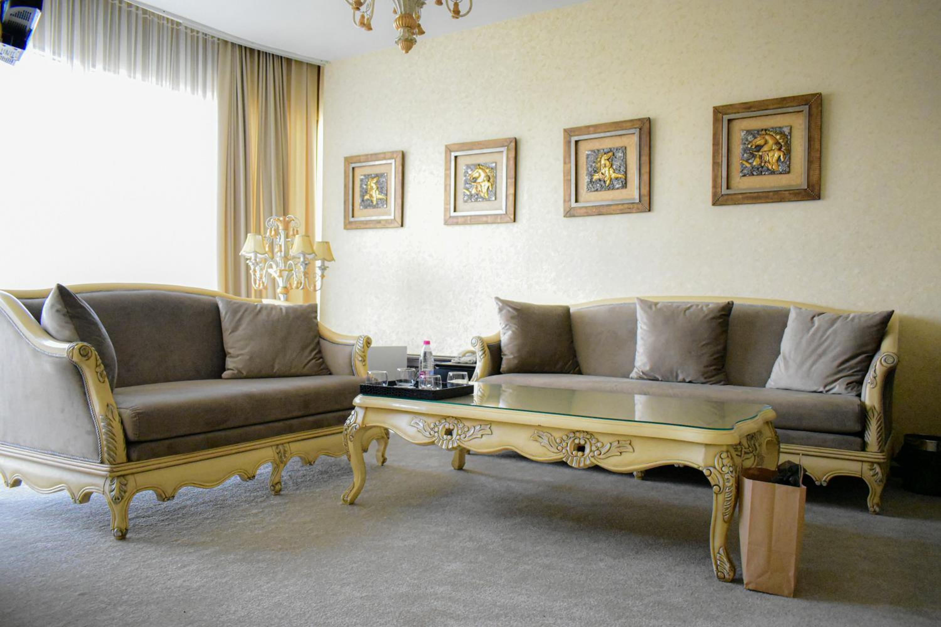 King Suite with Spa Bath photo 1