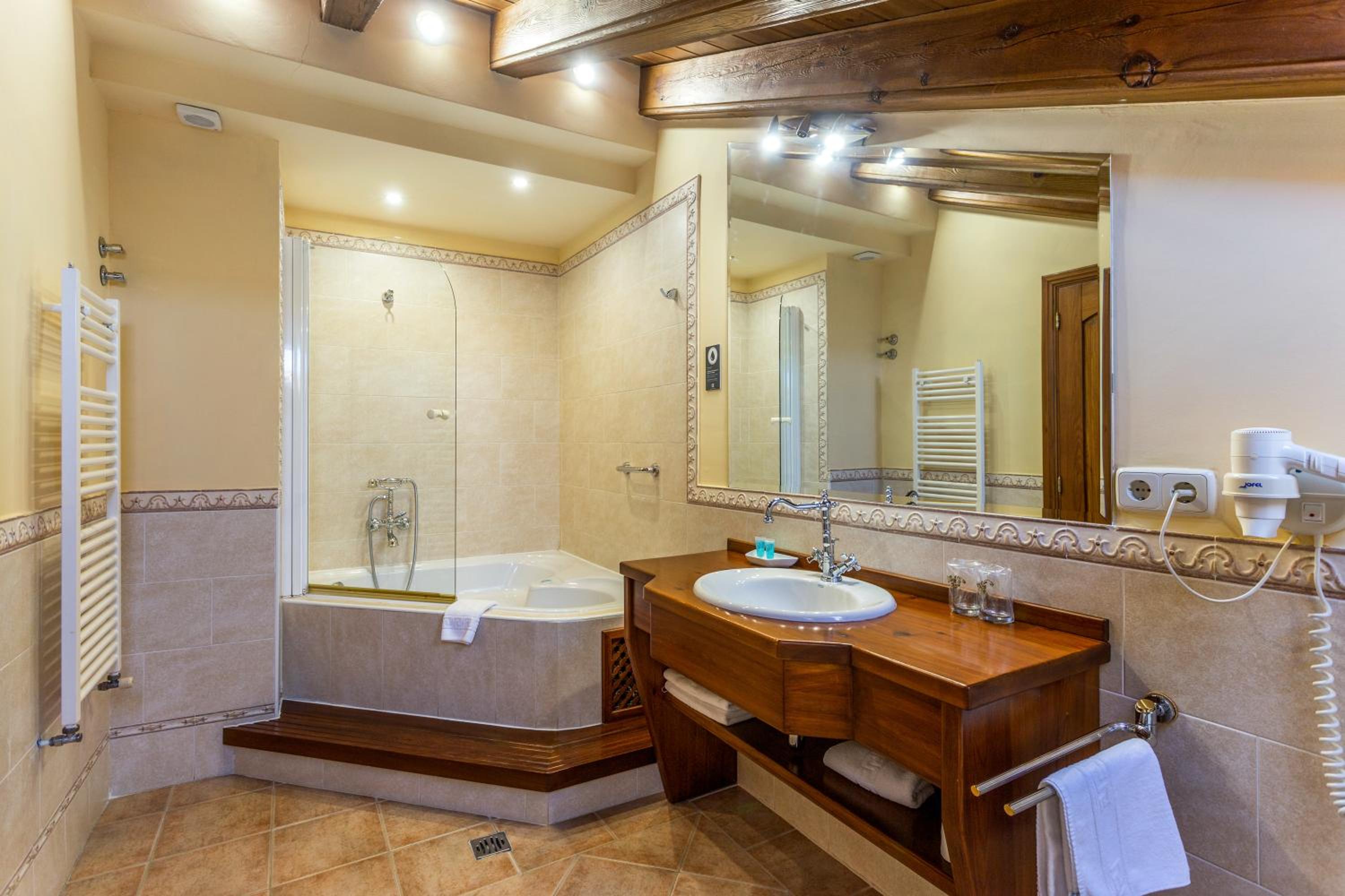 Suite photo 3