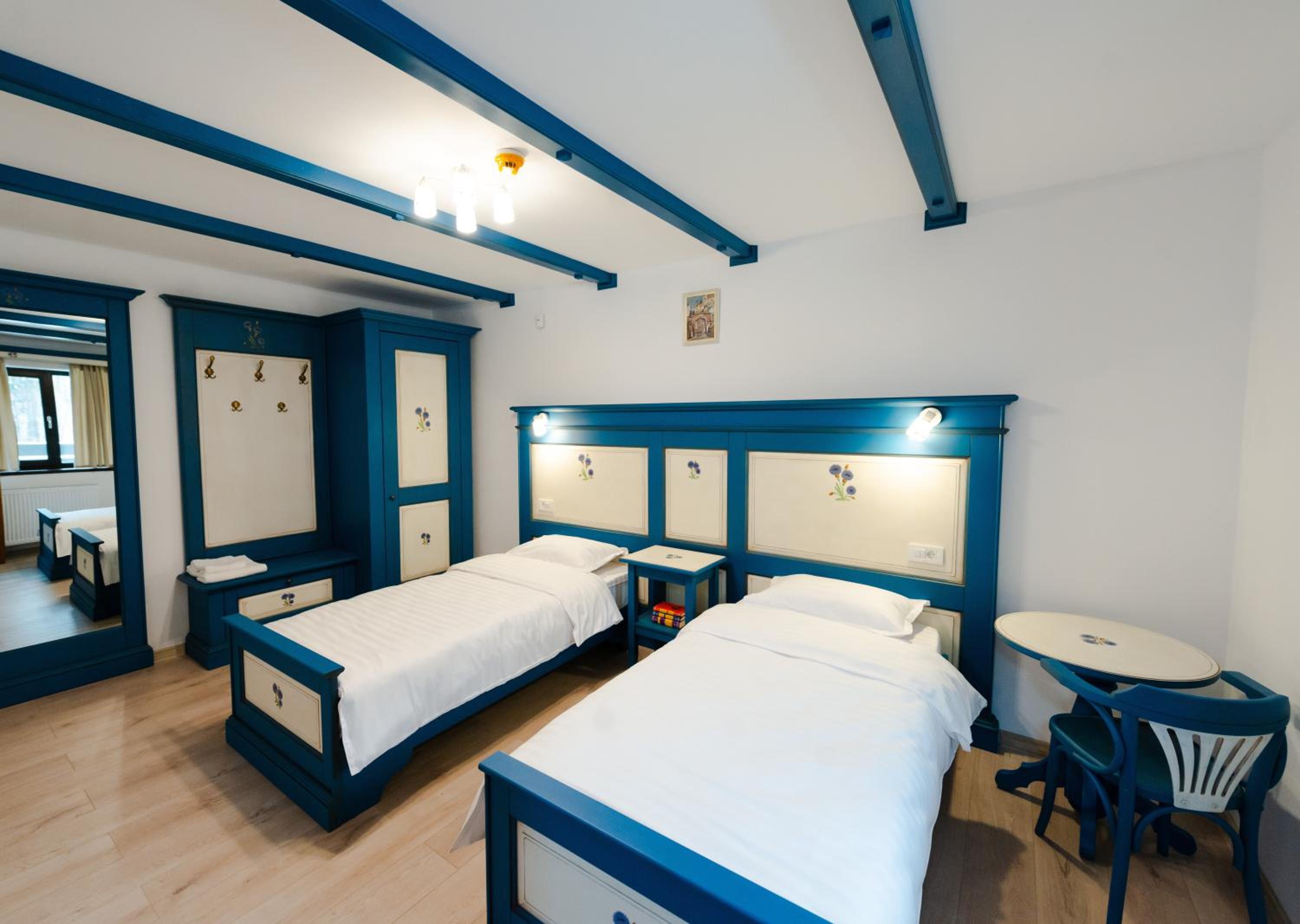 Standard Twin Room photo 2