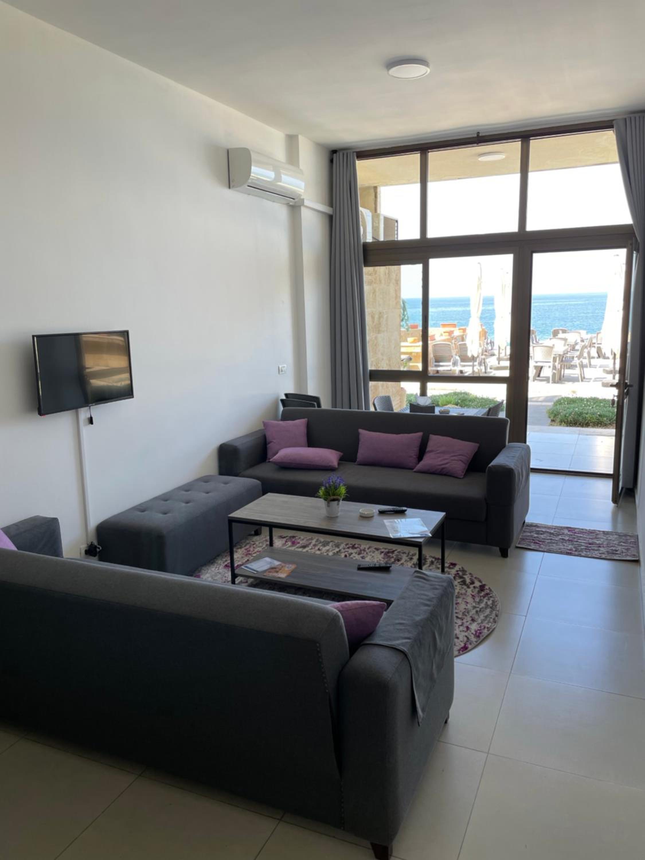 Deluxe Double Room with Side Sea View