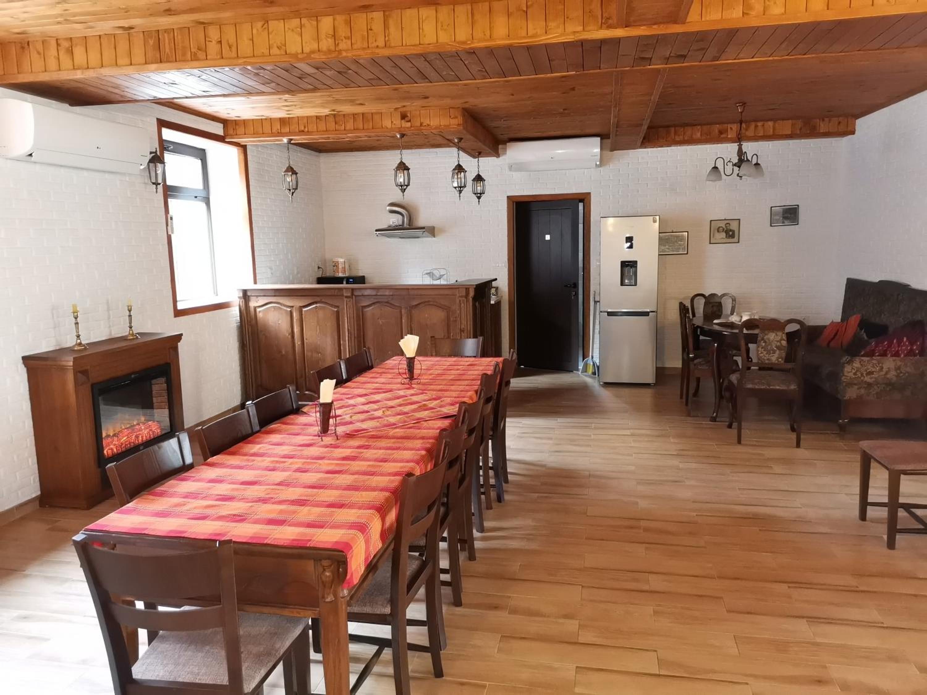 Villa - Photo 4