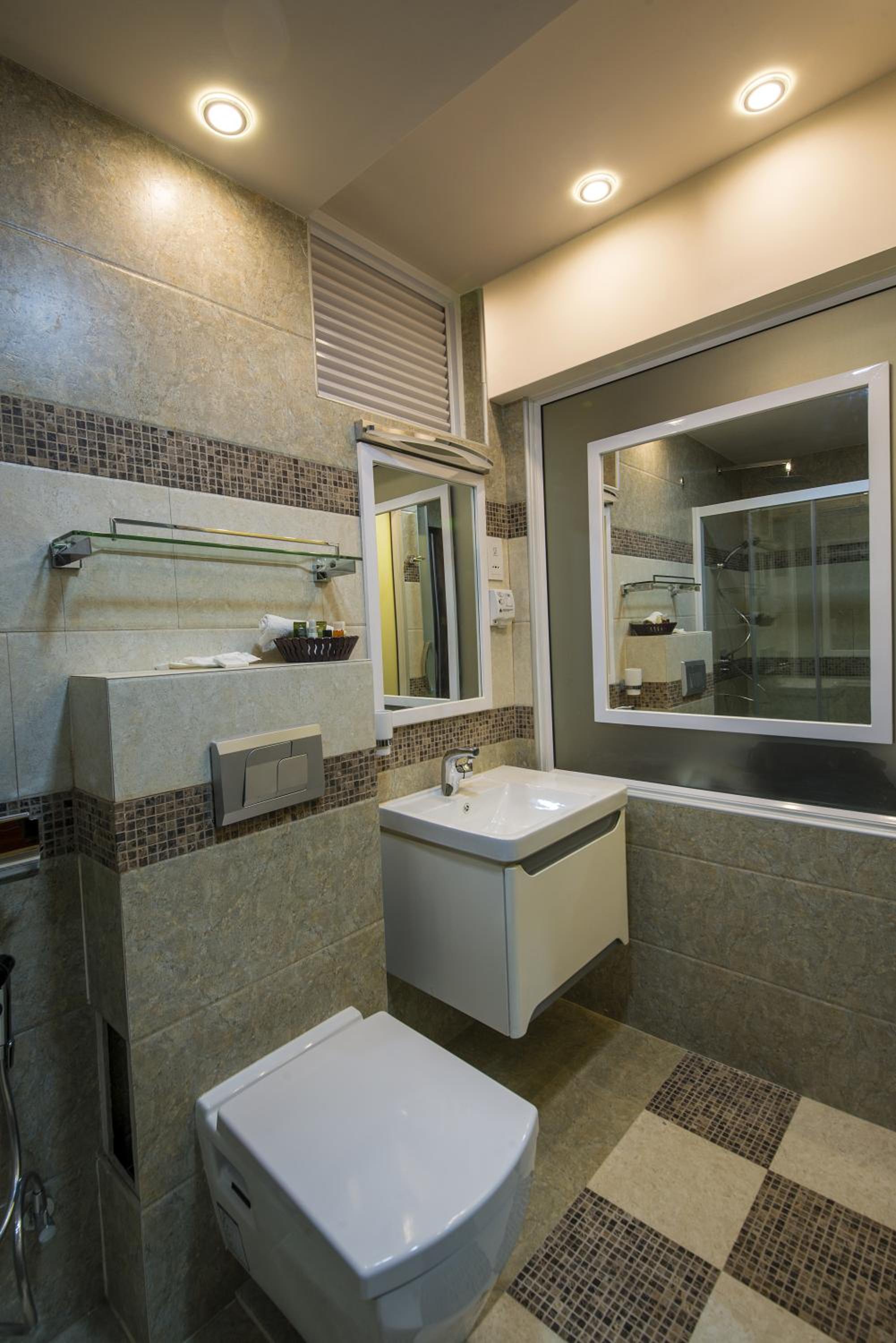 Junior Suite with Sea View thumbnail 6