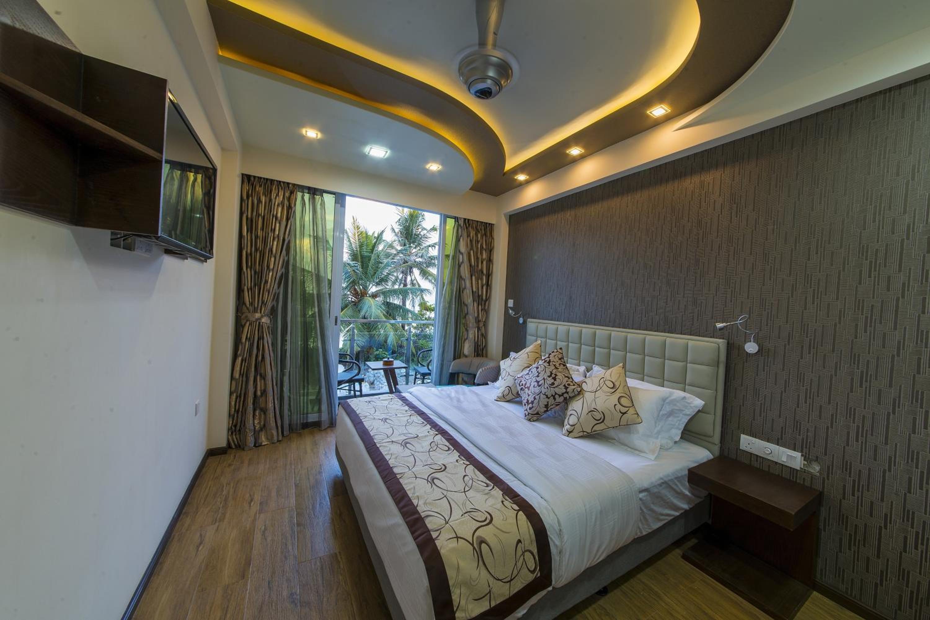 Deluxe Double Room with Sea View
