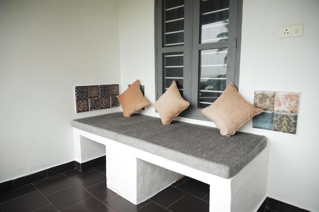 Deluxe Double or Twin Room with Sea View photo 2