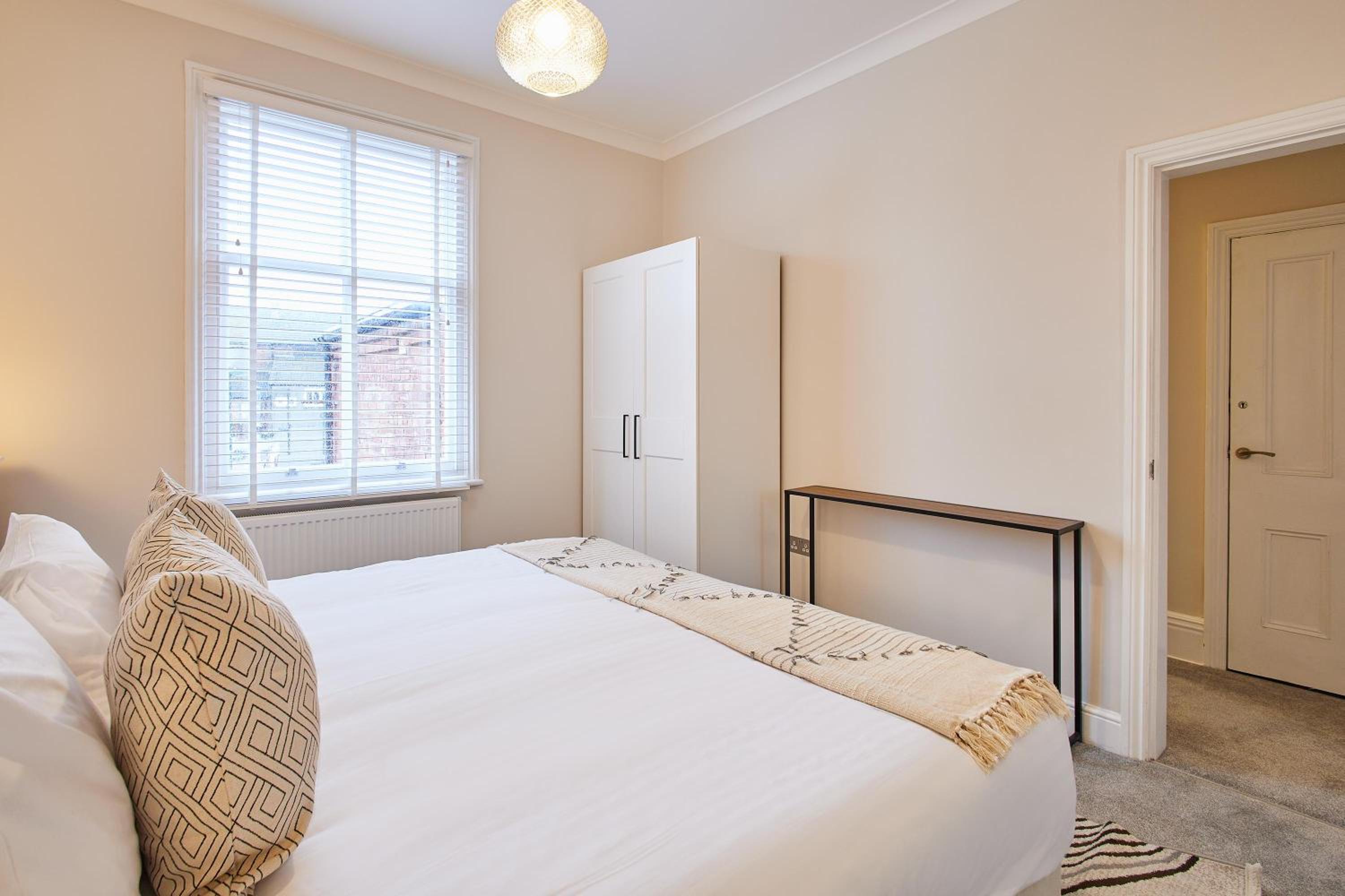 Three-Bedroom House photo 1