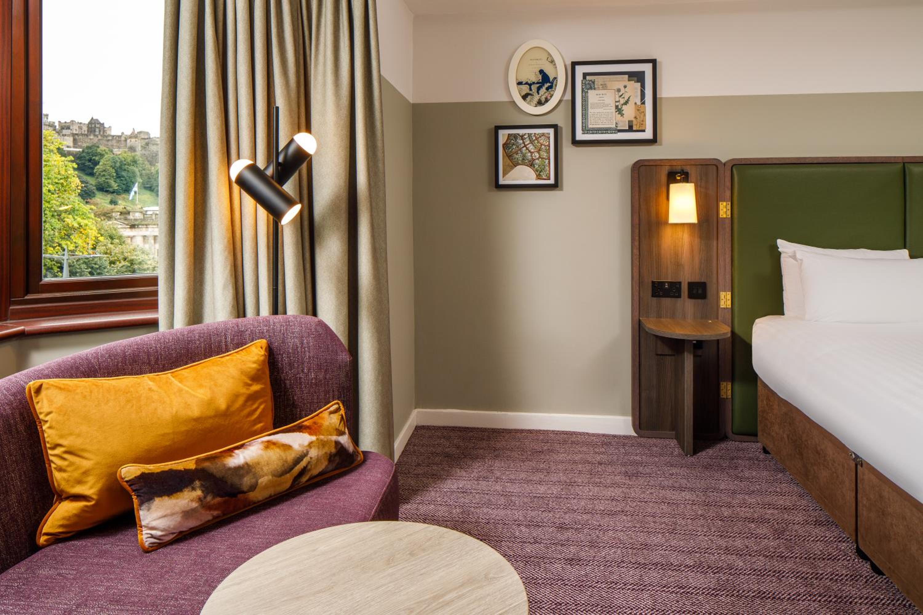 Superior Room 1 King Size Bed Castle View