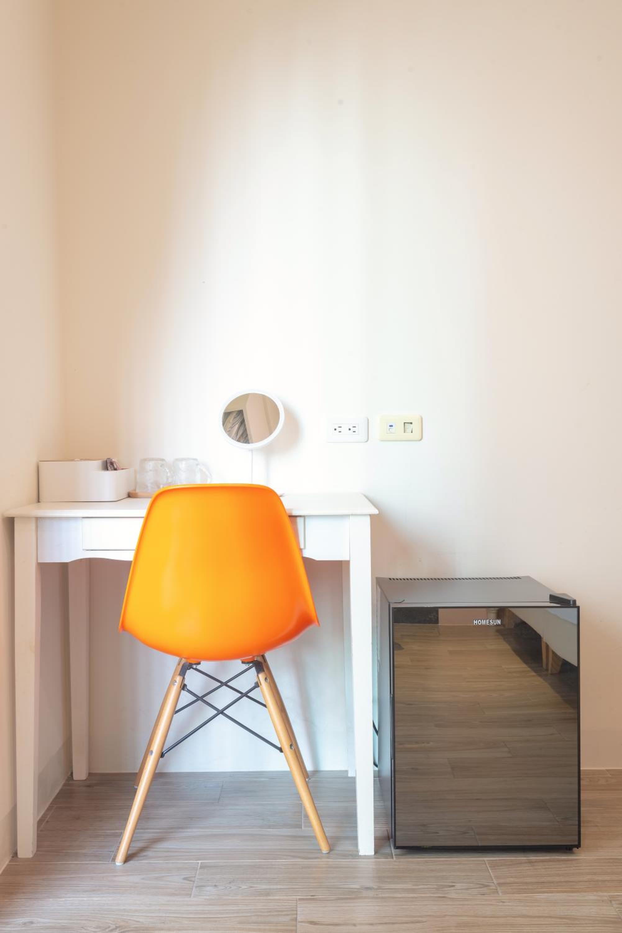 Standard Double Room - Photo 13