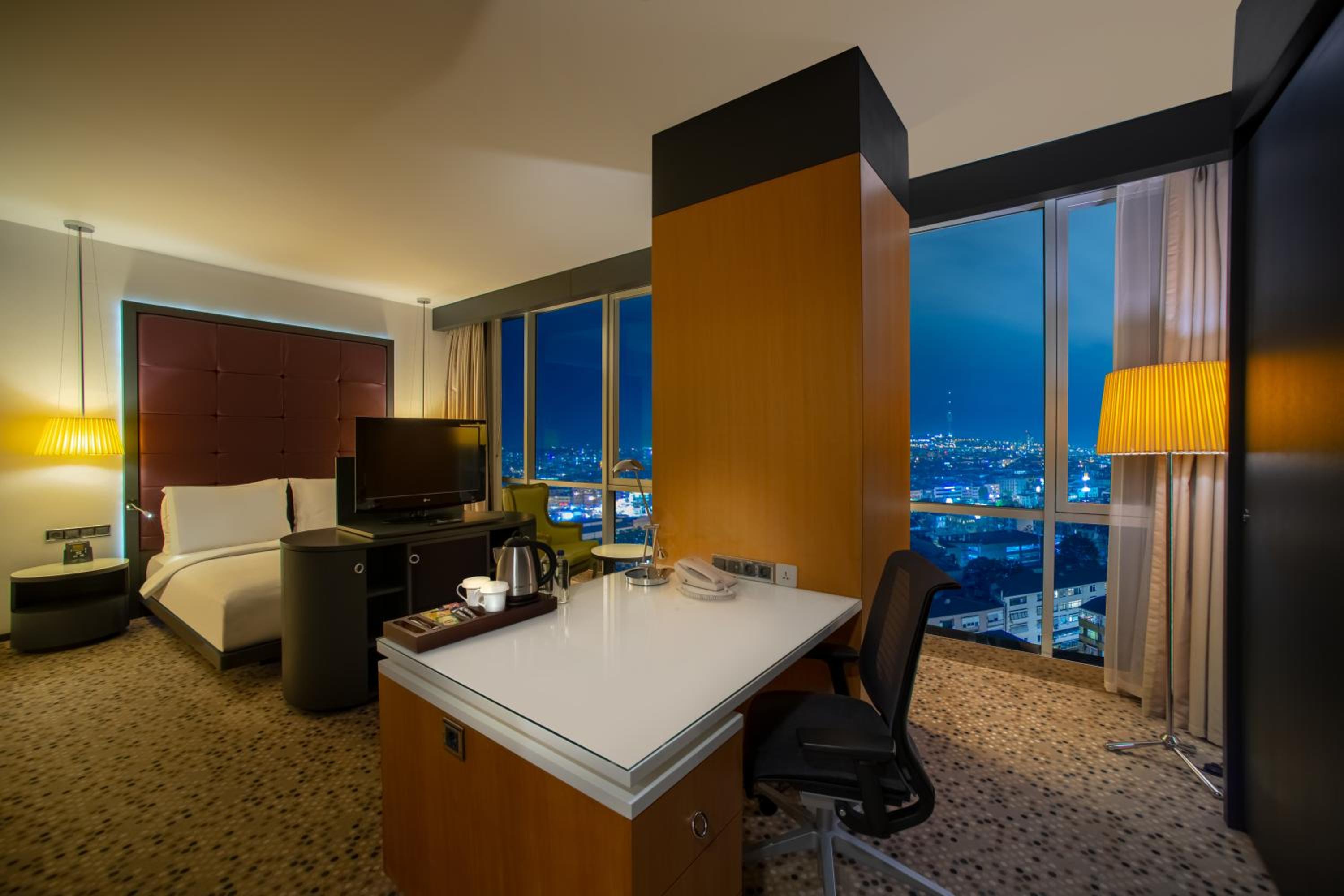 King Room with City View
