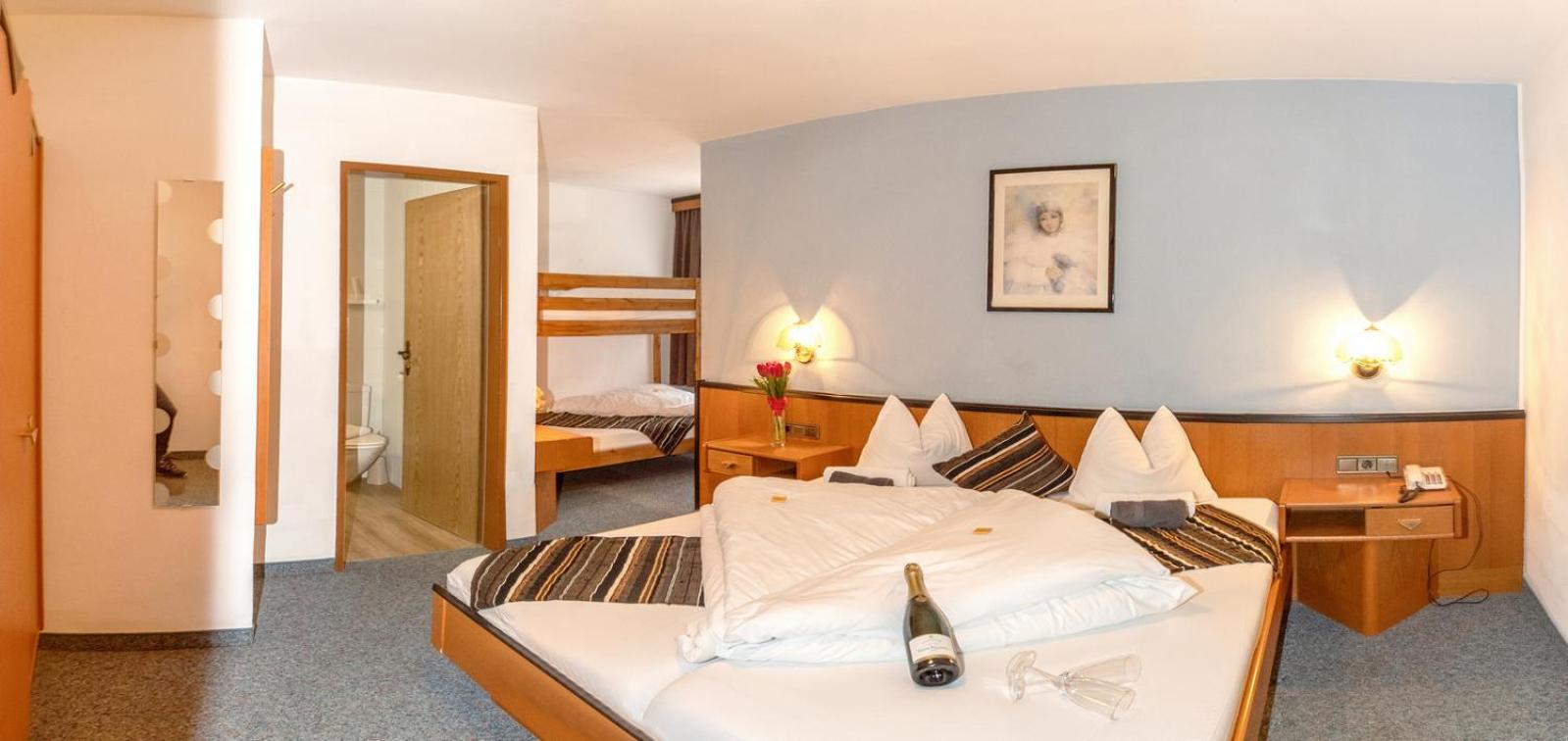 Comfort Quadruple Room