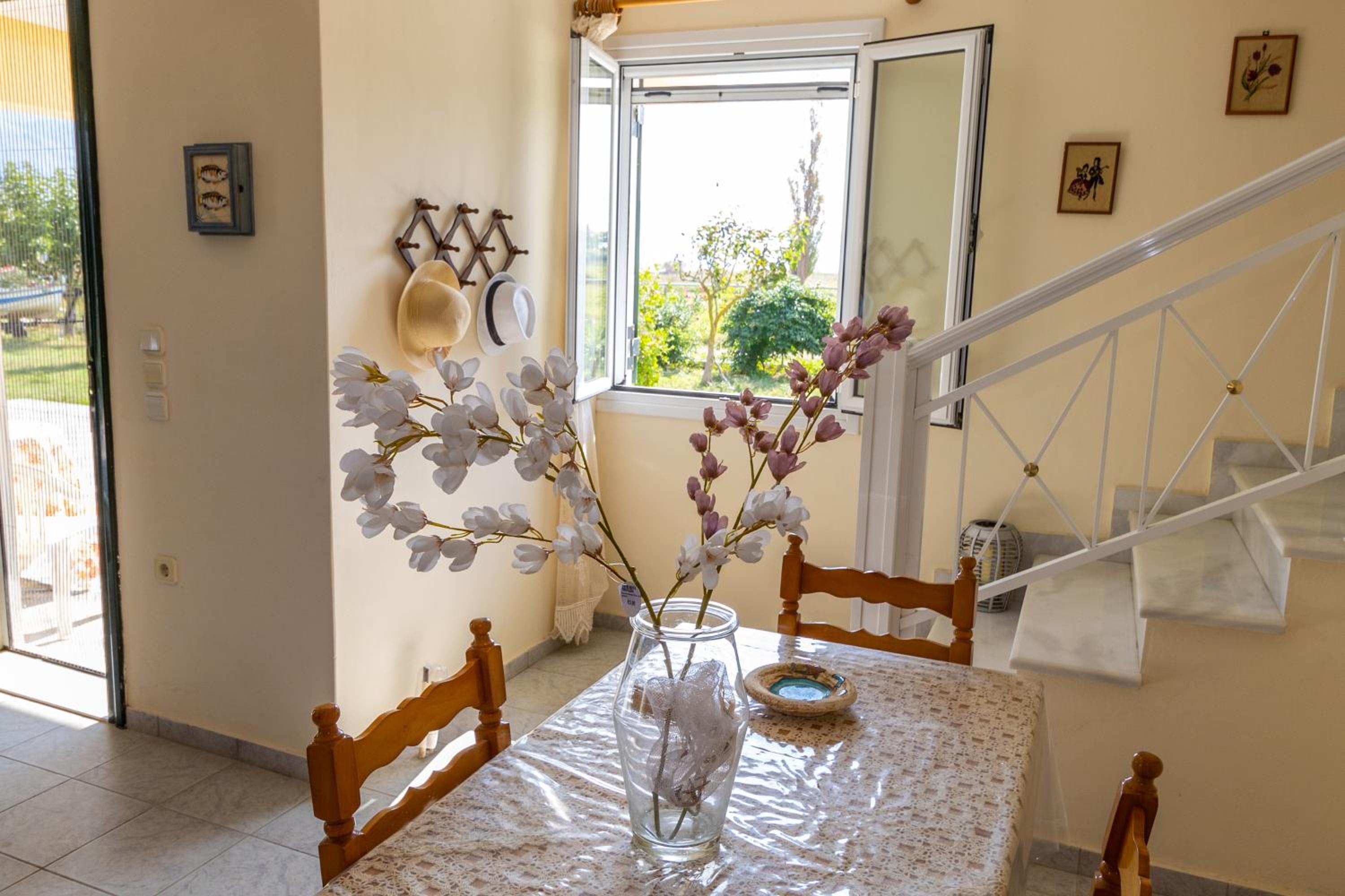 Villa photo 2