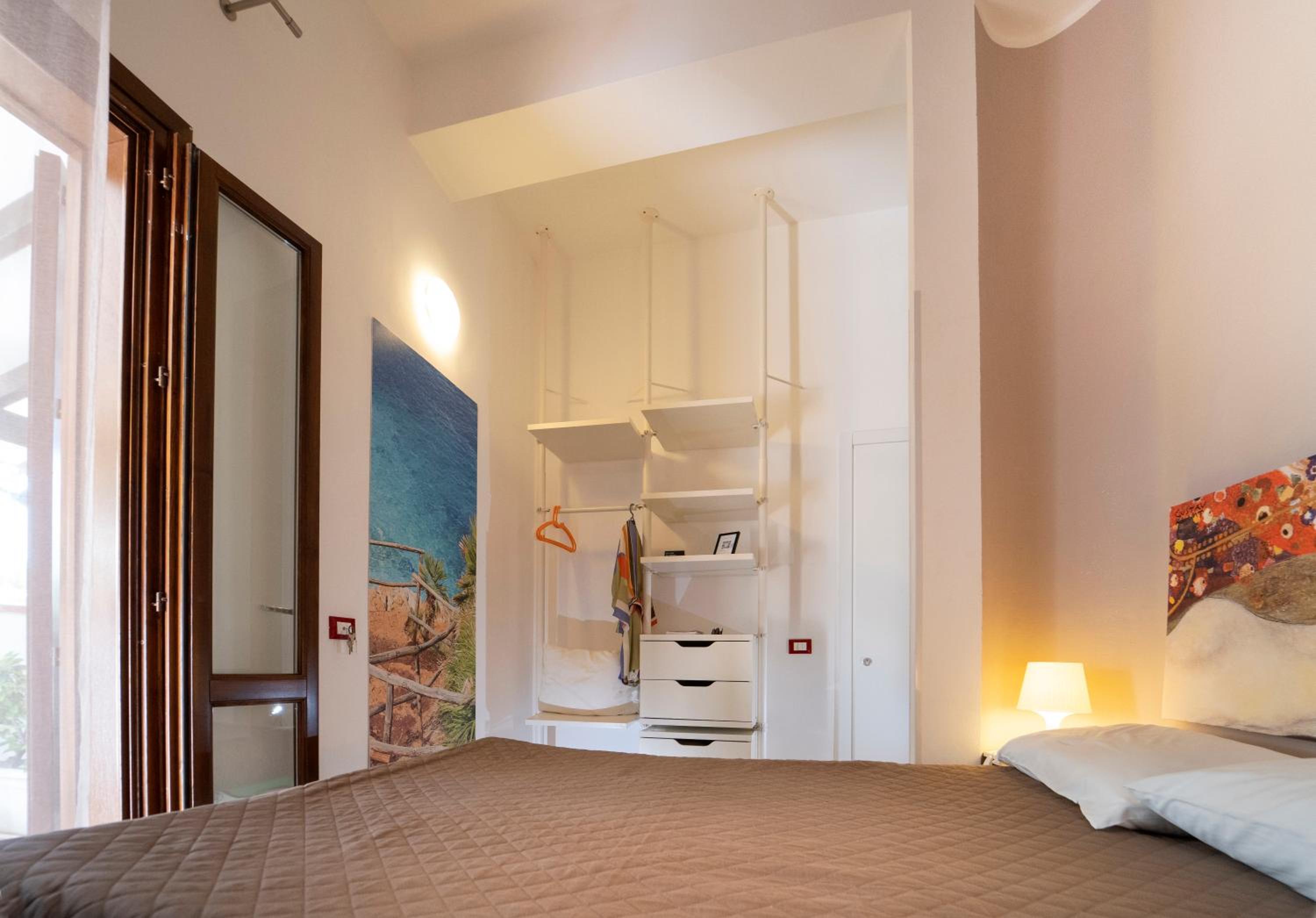 Small Double Room photo 1