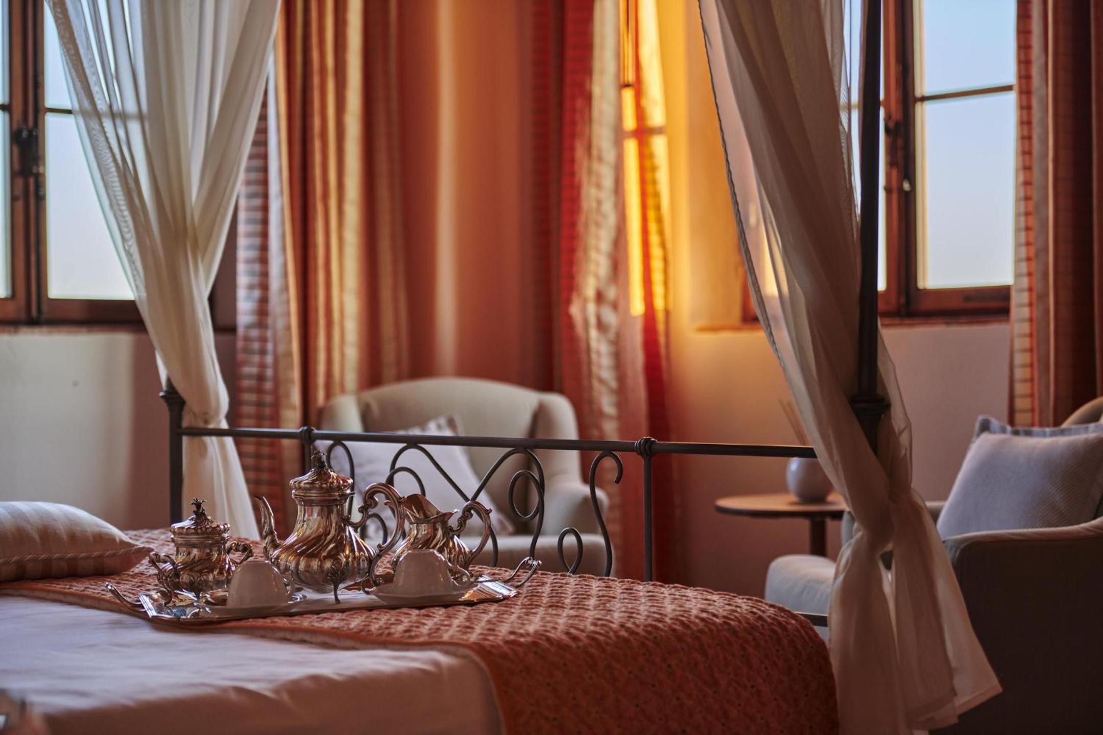 Superior Suite - Photo 4