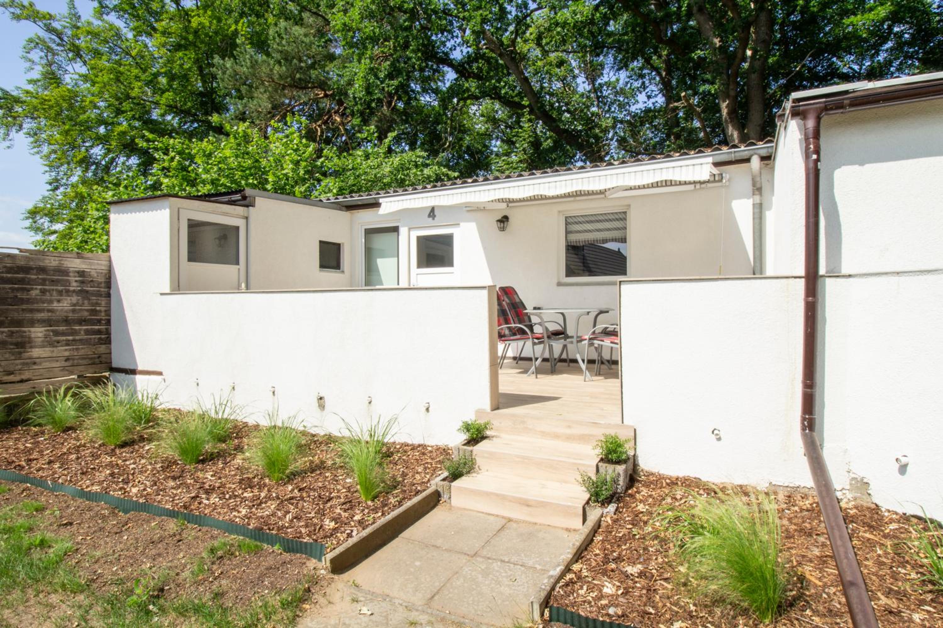 Bungalow with Patio photo 3