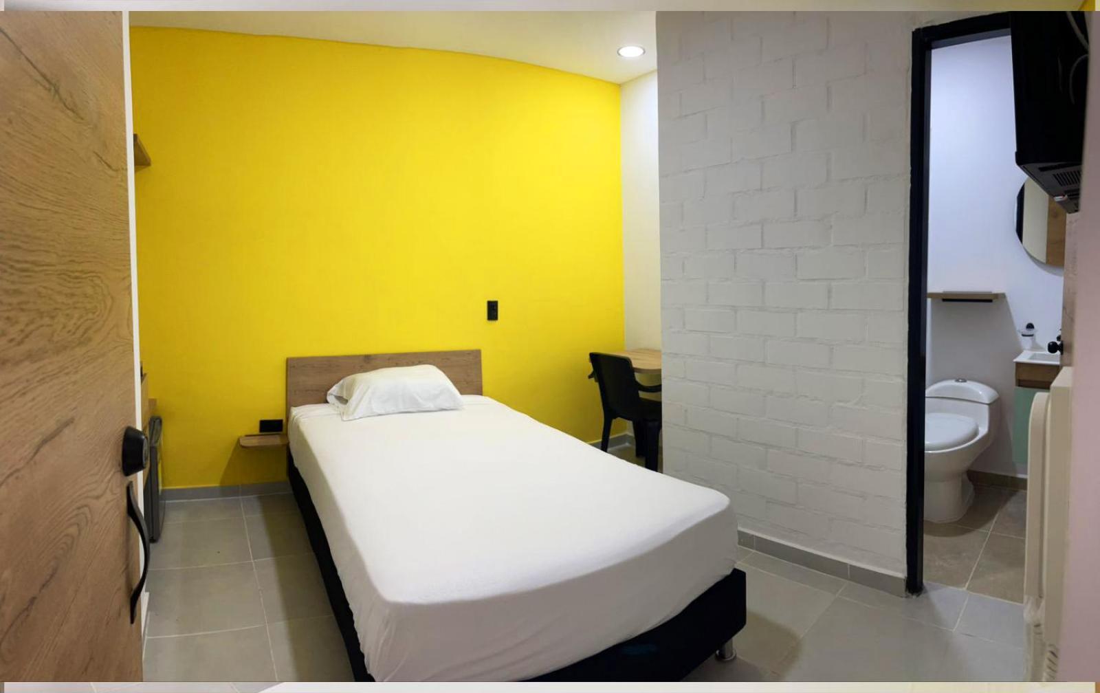 Double Room With Private Bathroom photo 1
