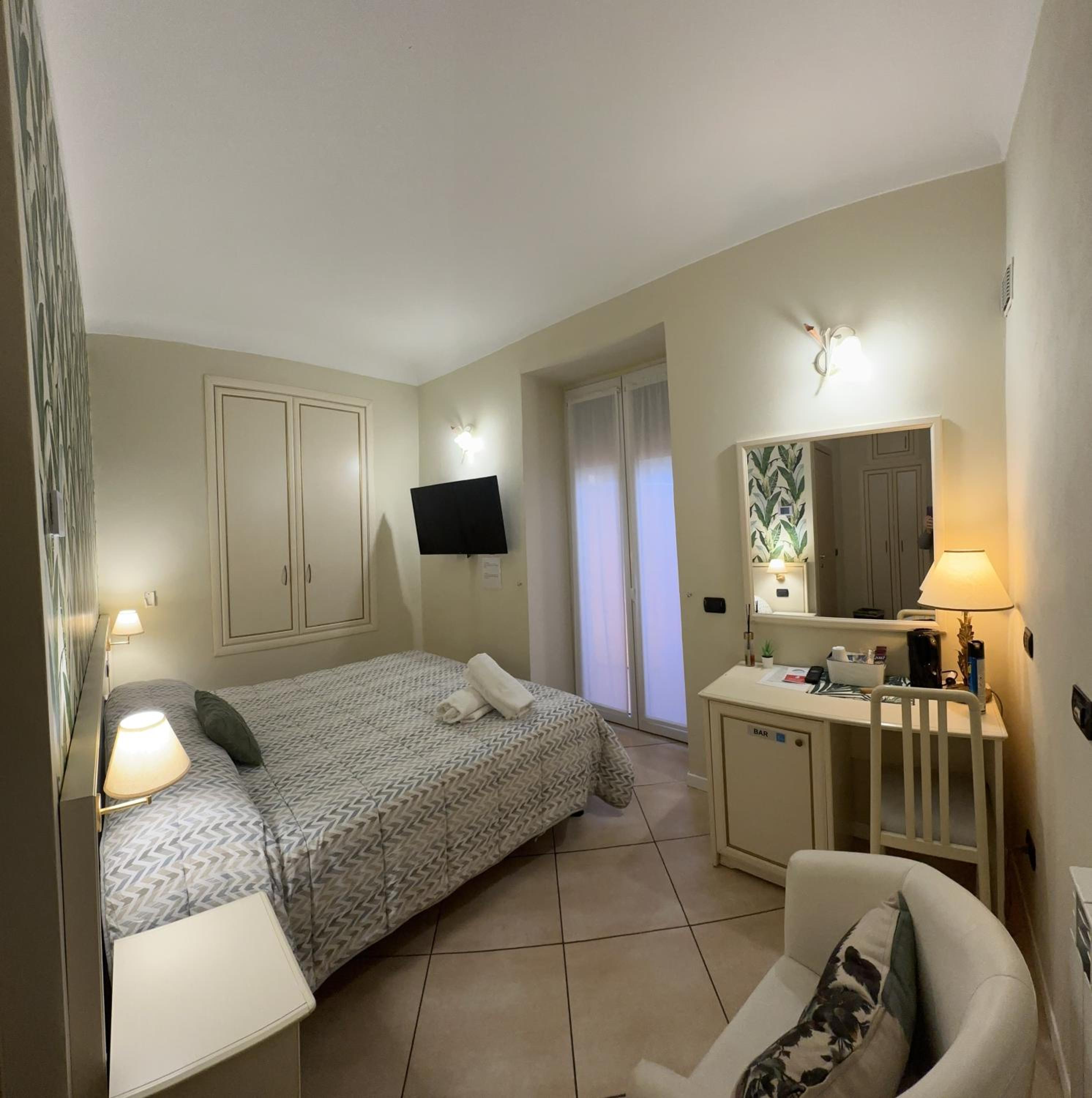 Double or Twin Room with Private Bathroom