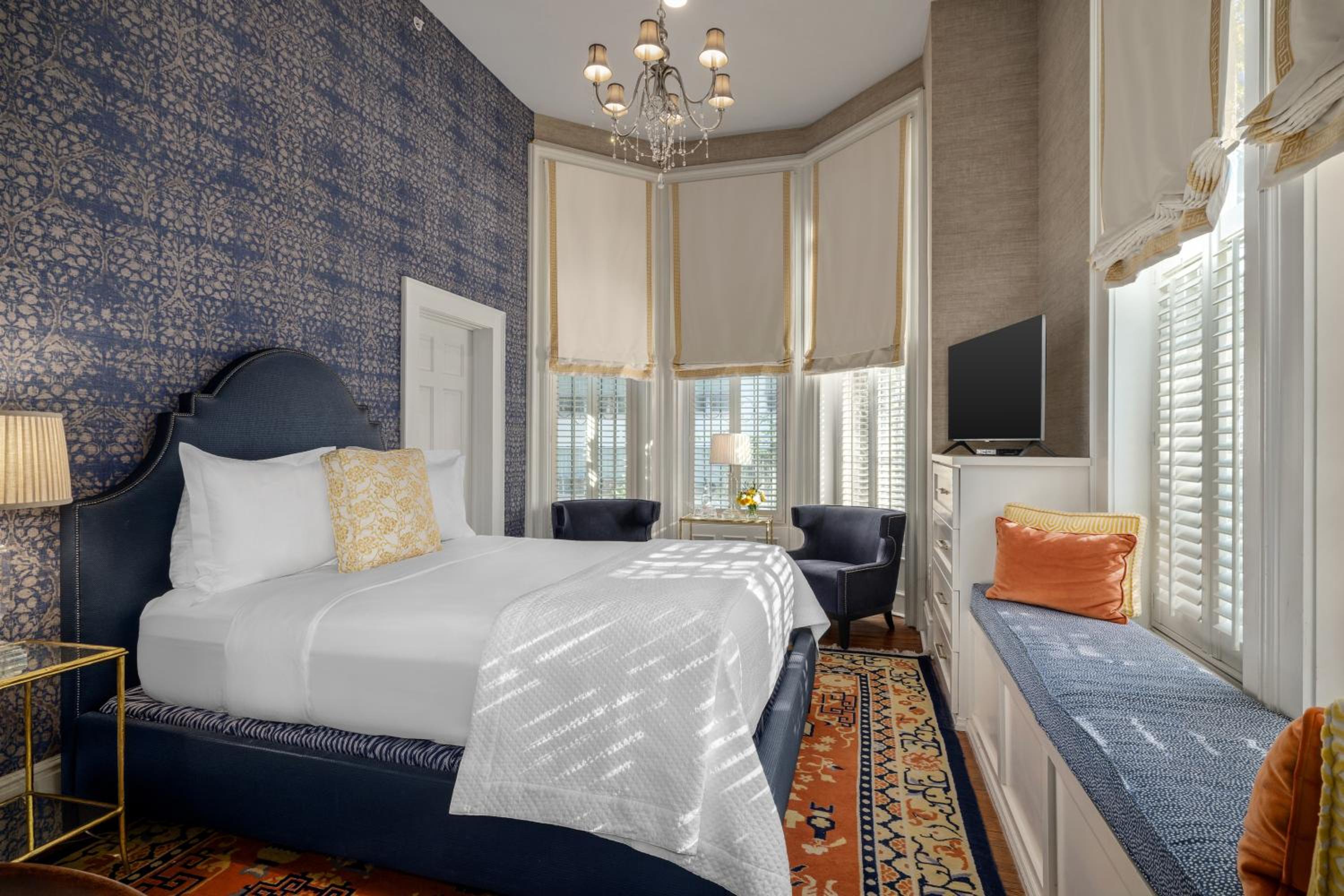 Queen Room - Johnny Mercer Room