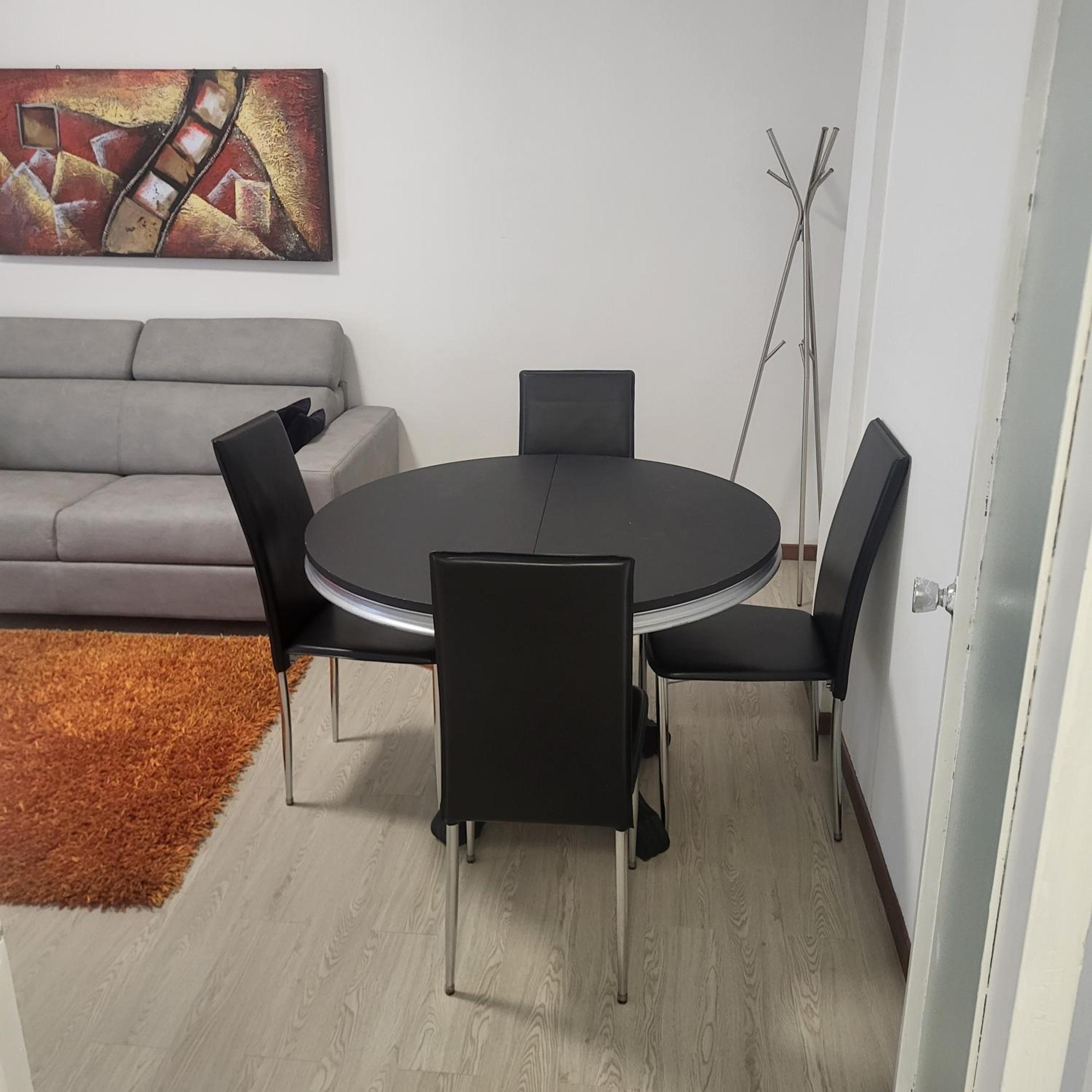 One-Bedroom Apartment photo 3