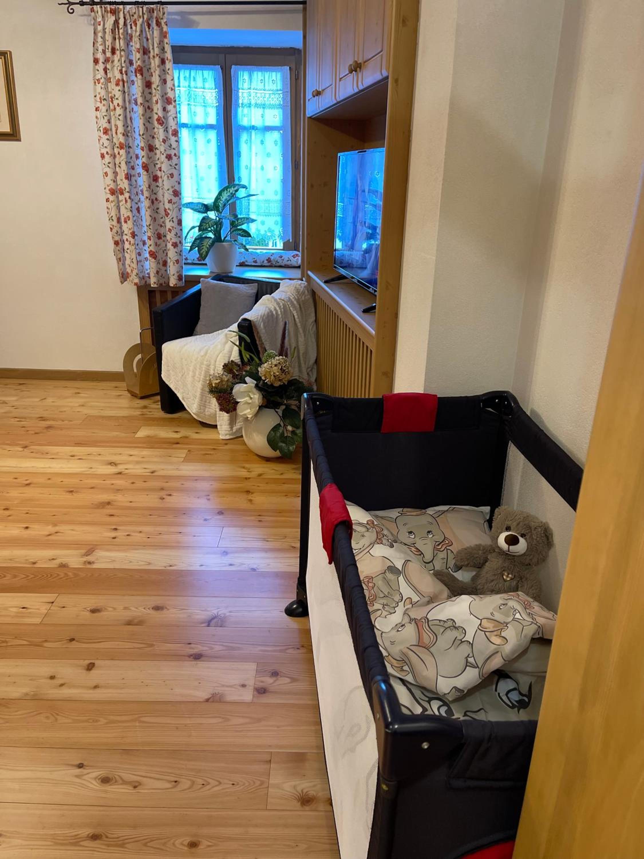 Large Double Room photo 1