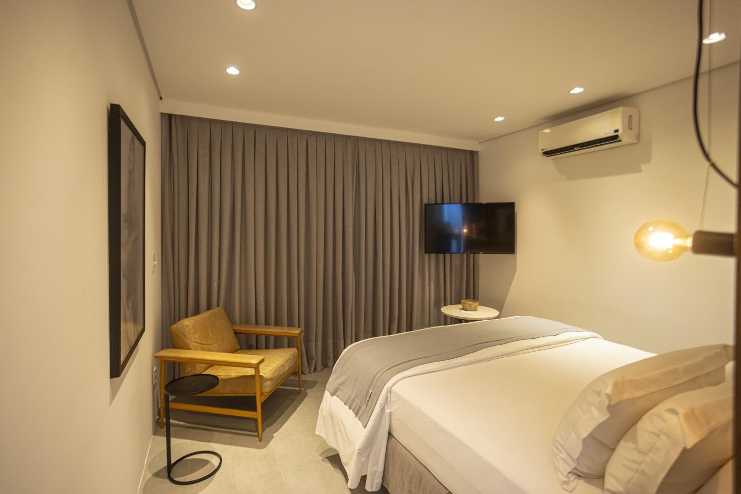 Suite Design 12