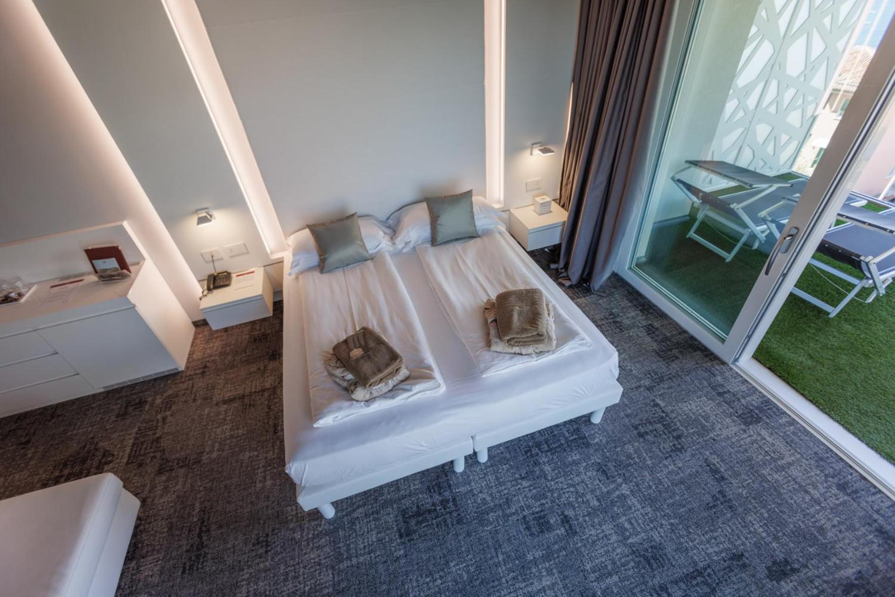Queen Suite photo 1