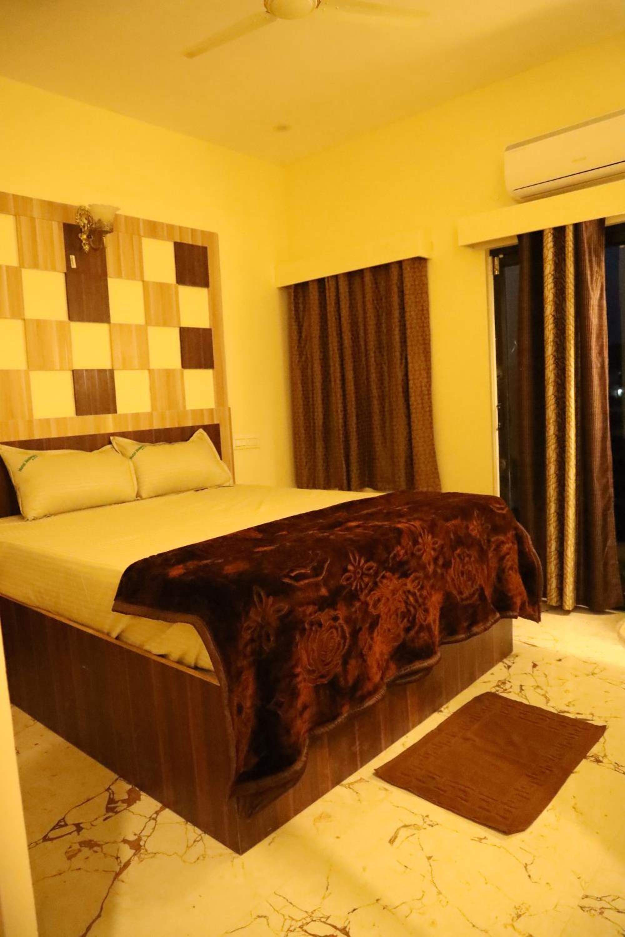 Deluxe Double Room photo 2