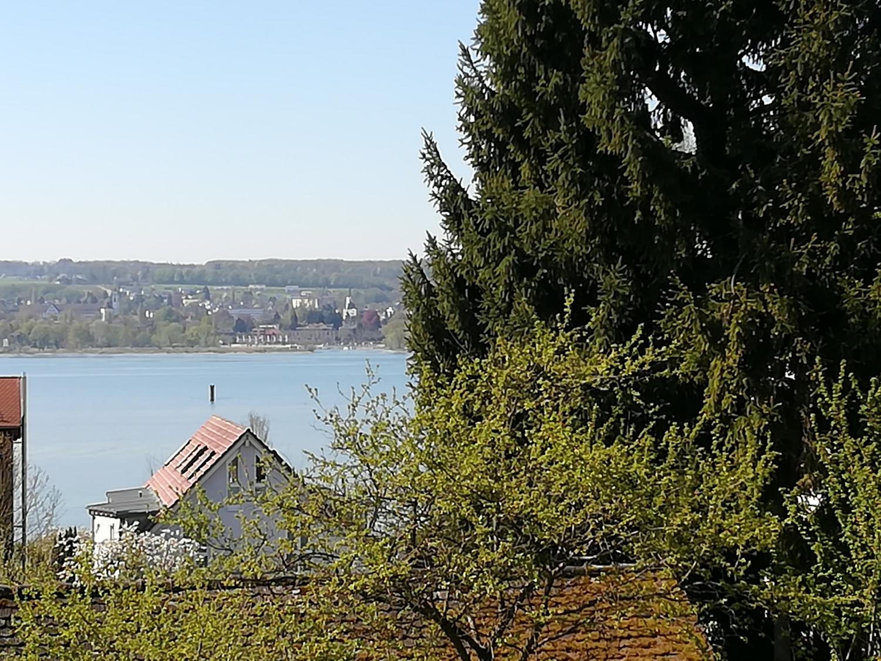Apartment with Lake View photo 3