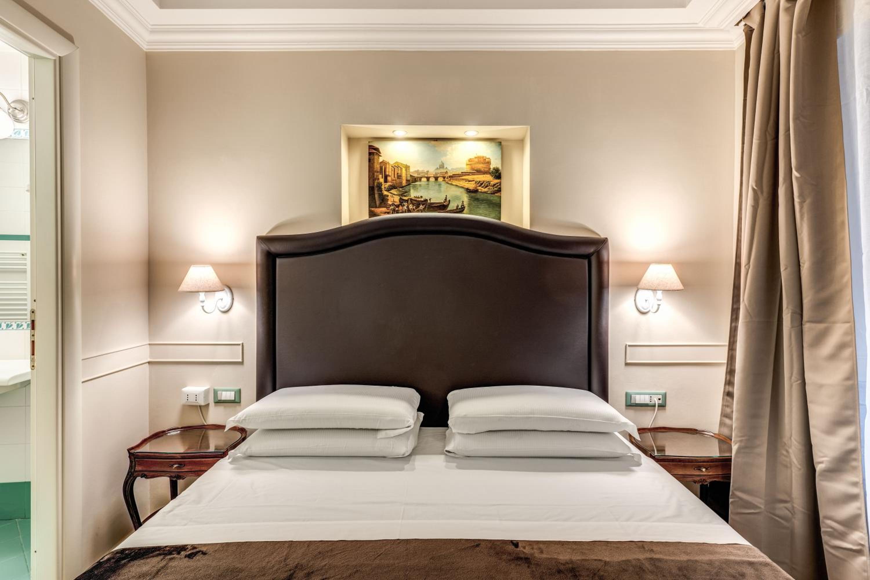 Deluxe Triple Room photo 3