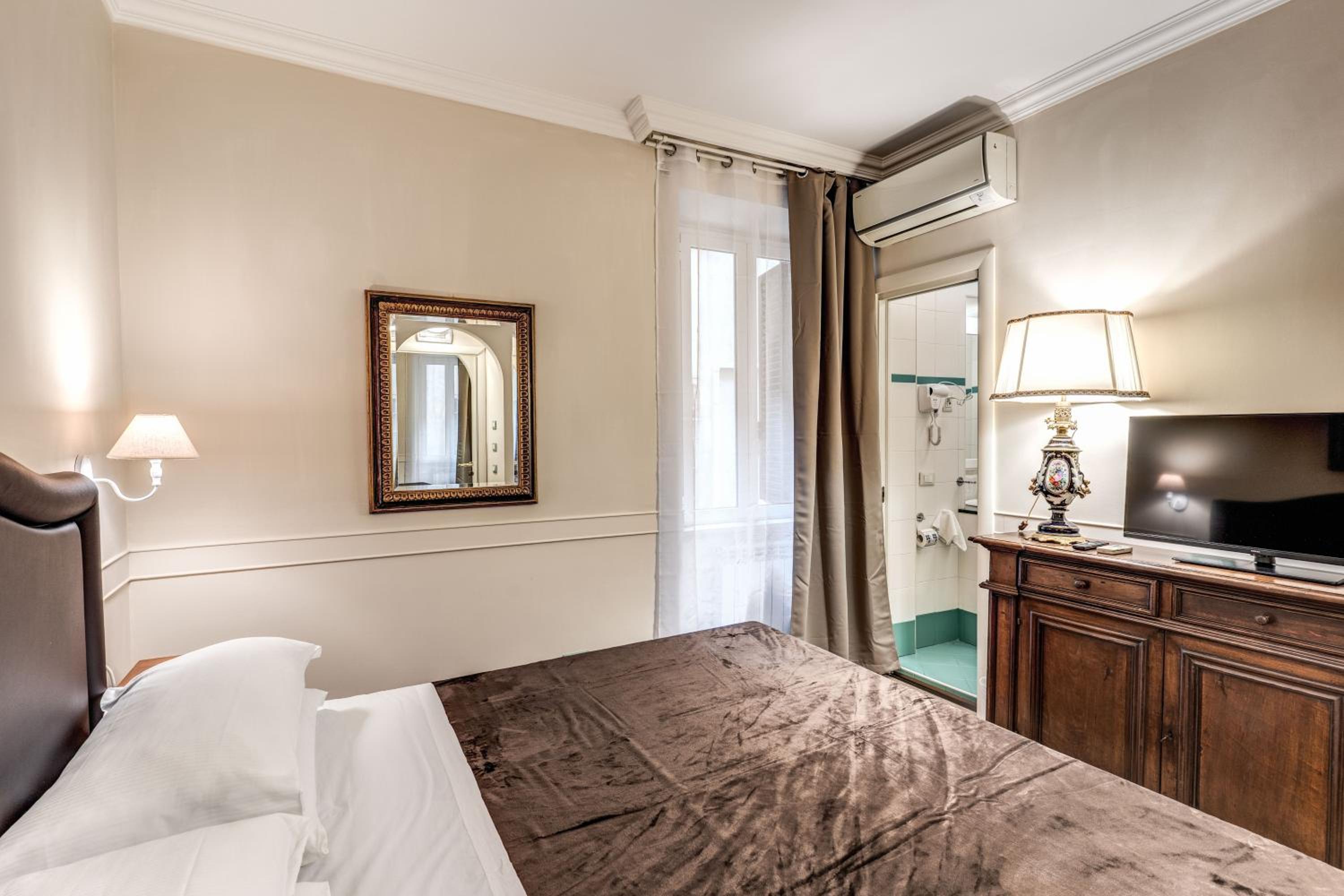 Double Room photo 2