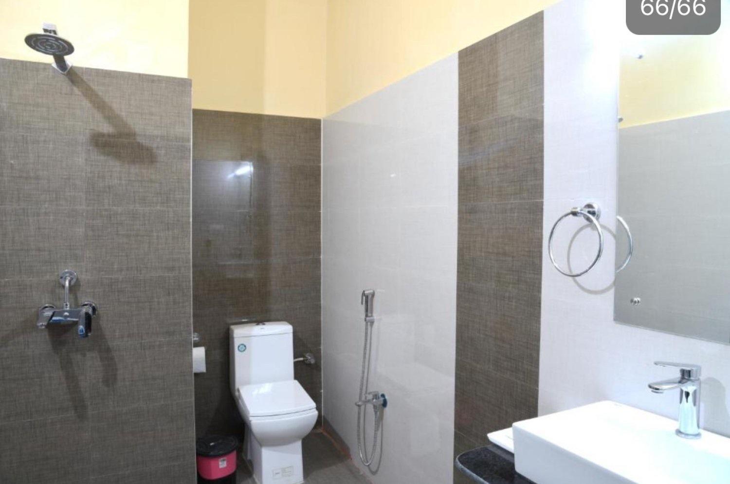 Deluxe Twin Room - Photo 9