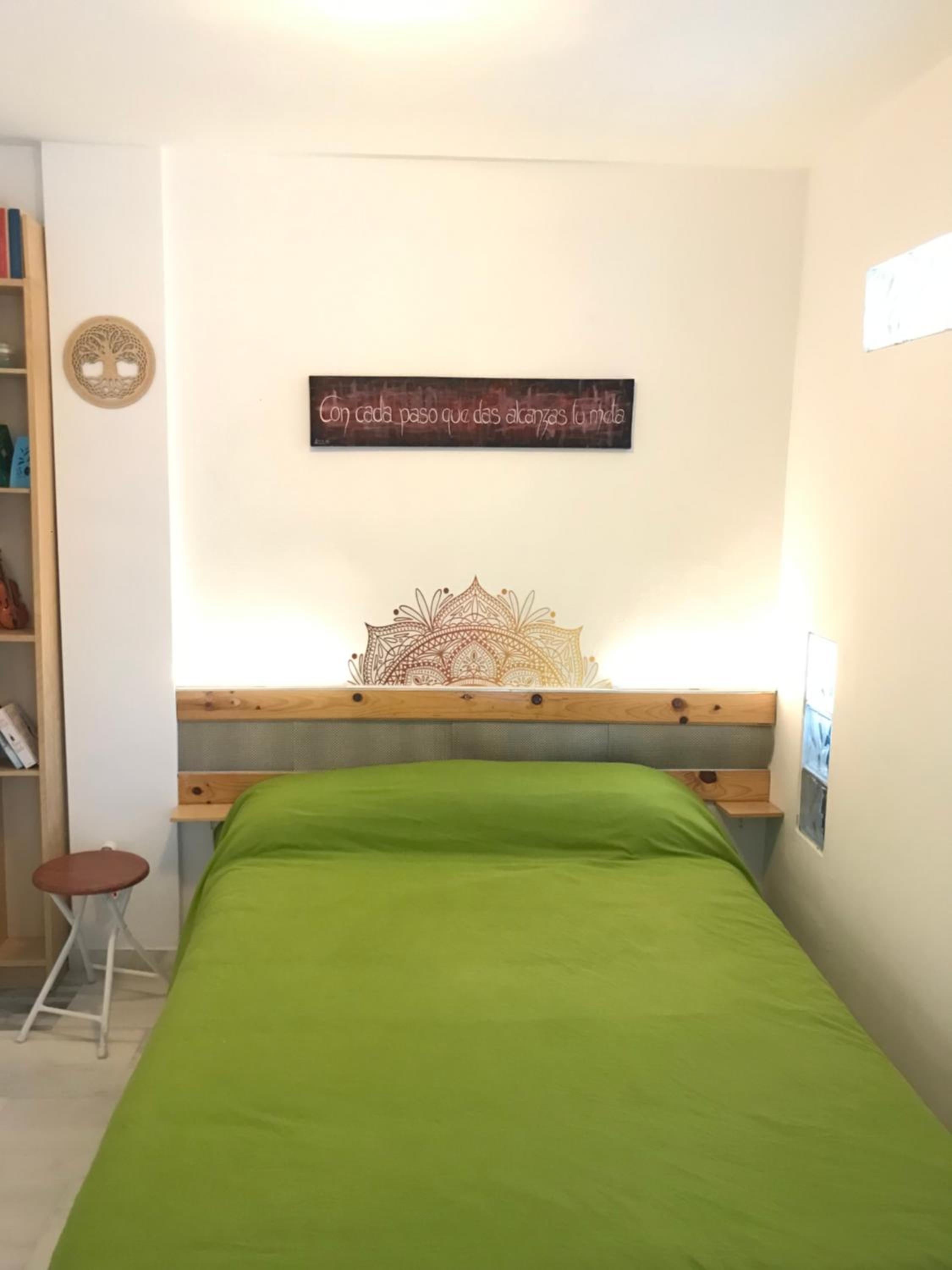 One-Bedroom Apartment photo 2