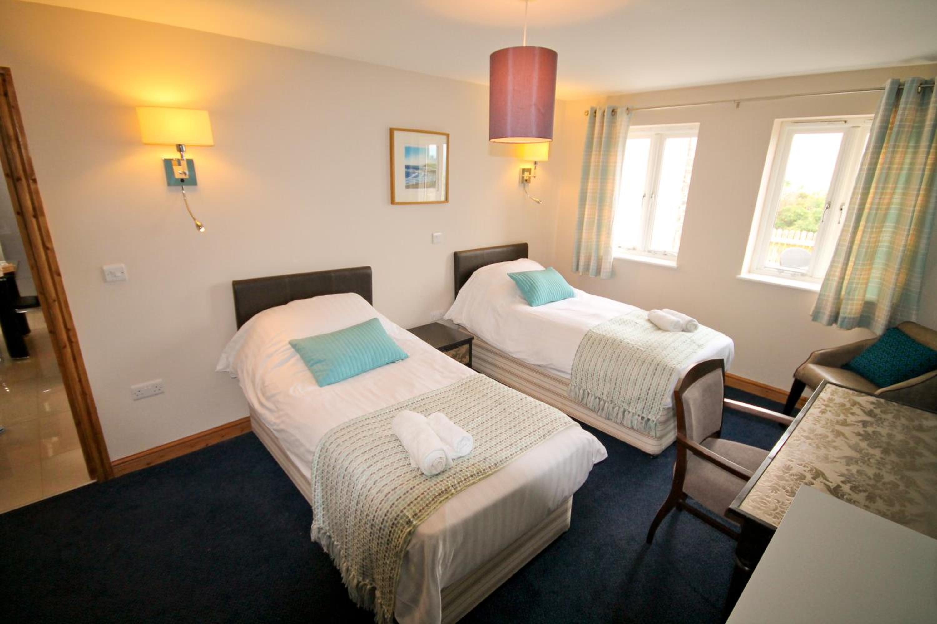 Four-Bedroom House photo 1