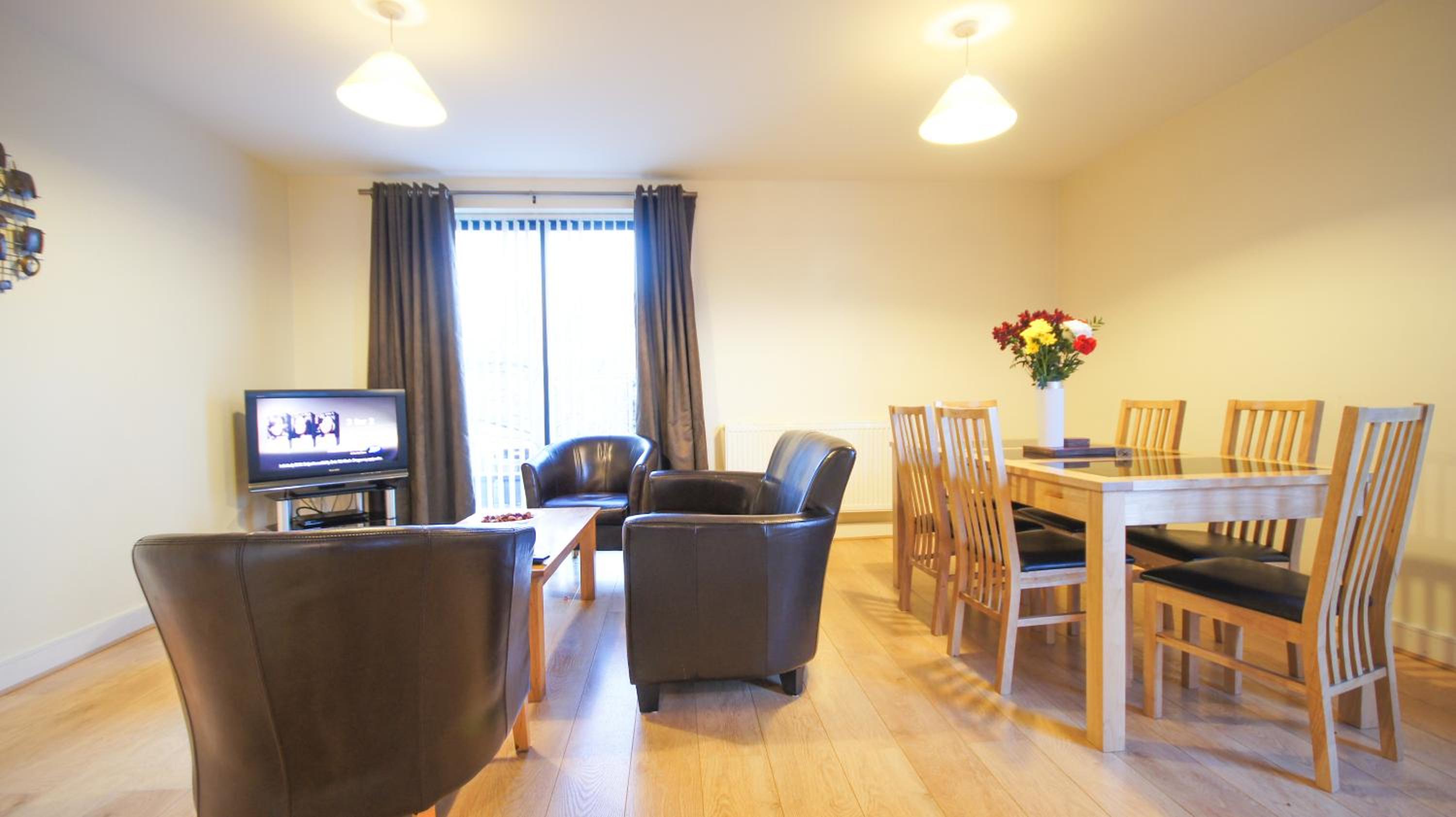 Standard Two-Bedroom Apartment photo 3