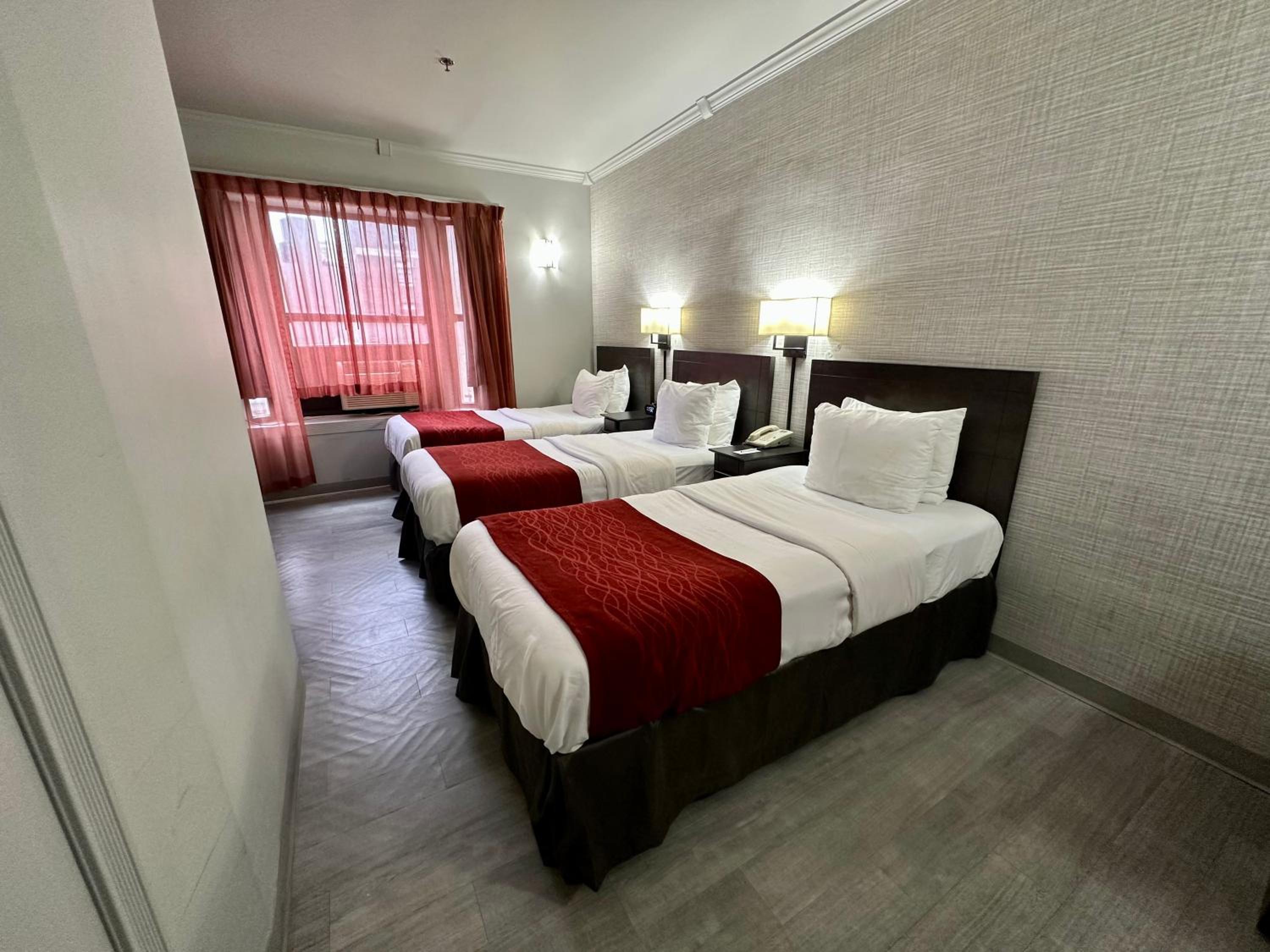 Standard Triple Room photo 1