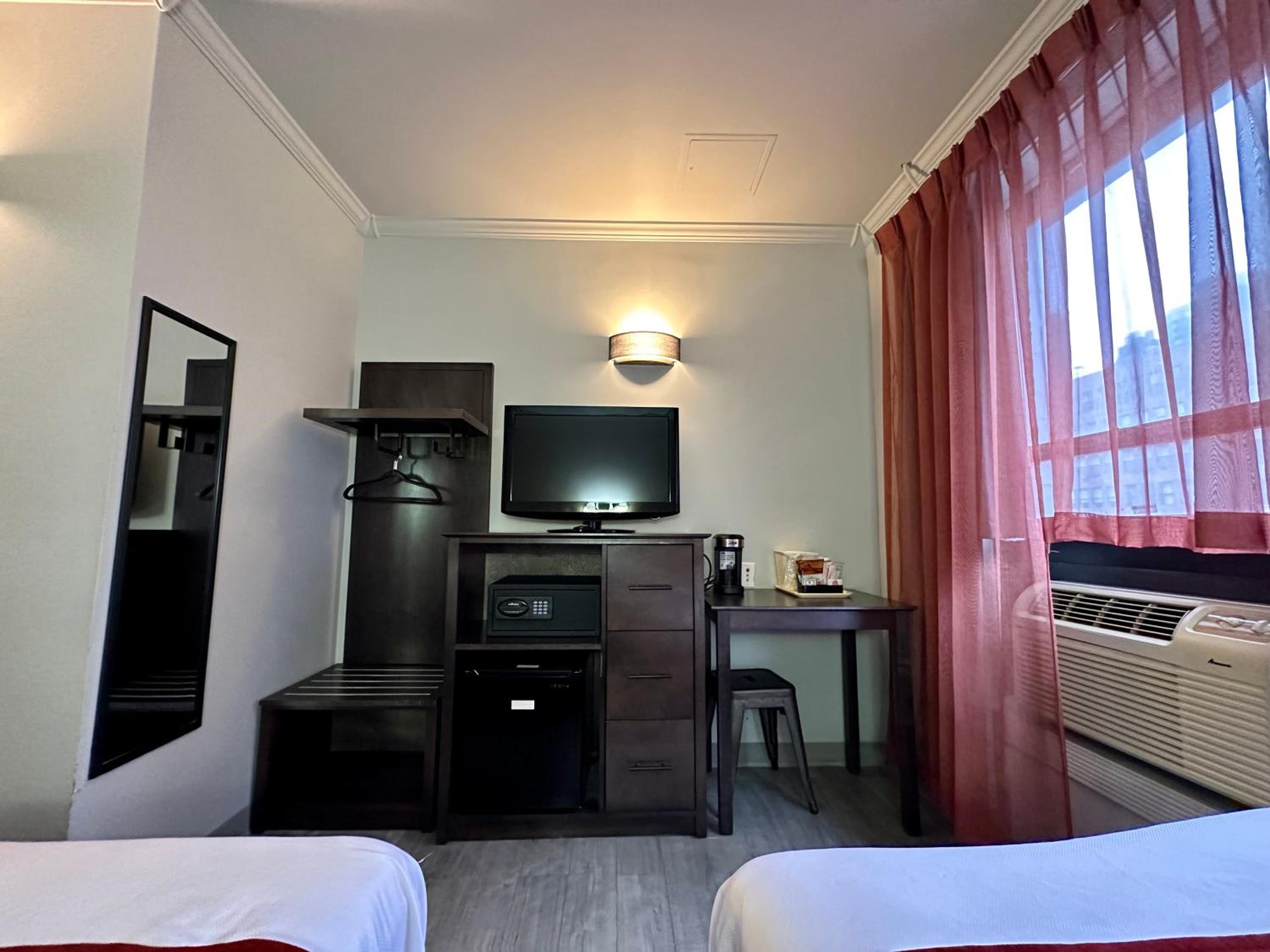 Standard Triple Room photo 3