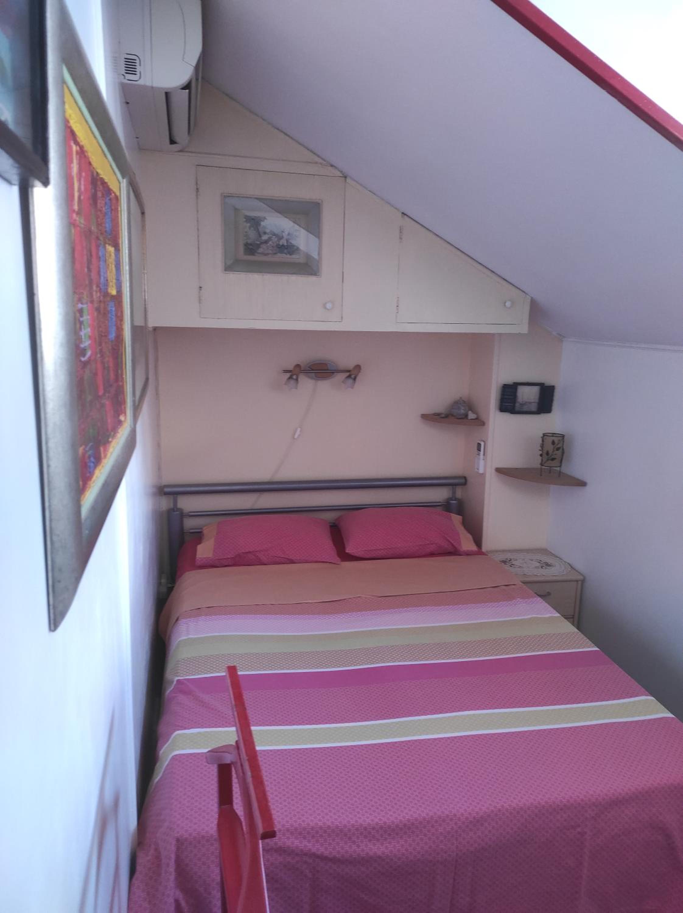 Apartment with Sea View - Photo 14