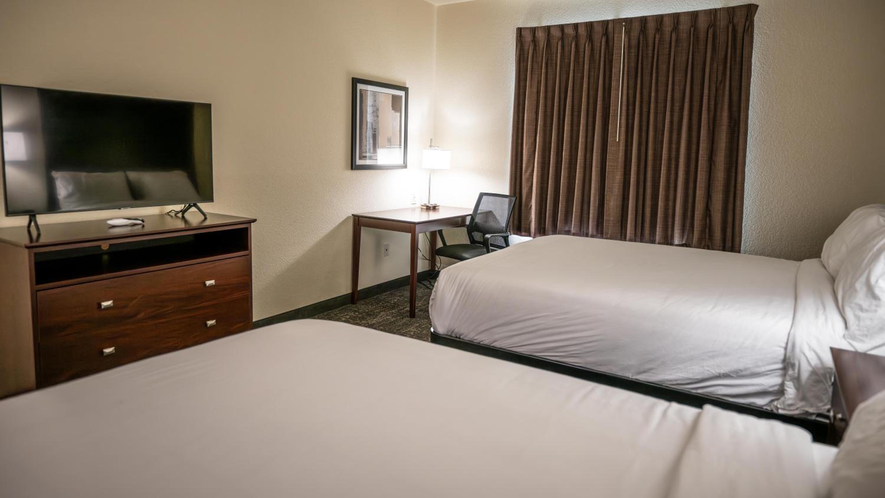 Queen Room - Photo 9