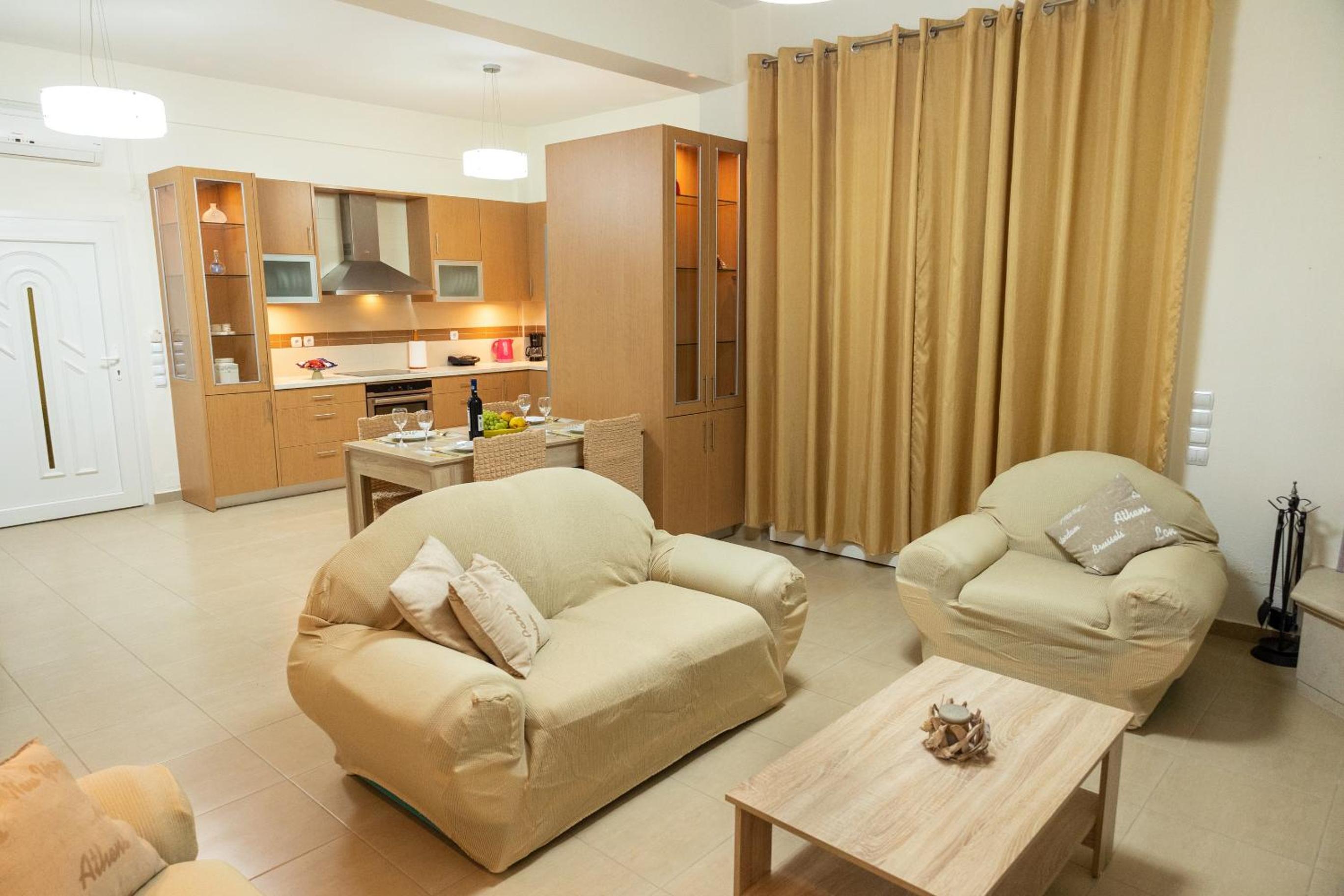 Three-Bedroom Apartment photo 1