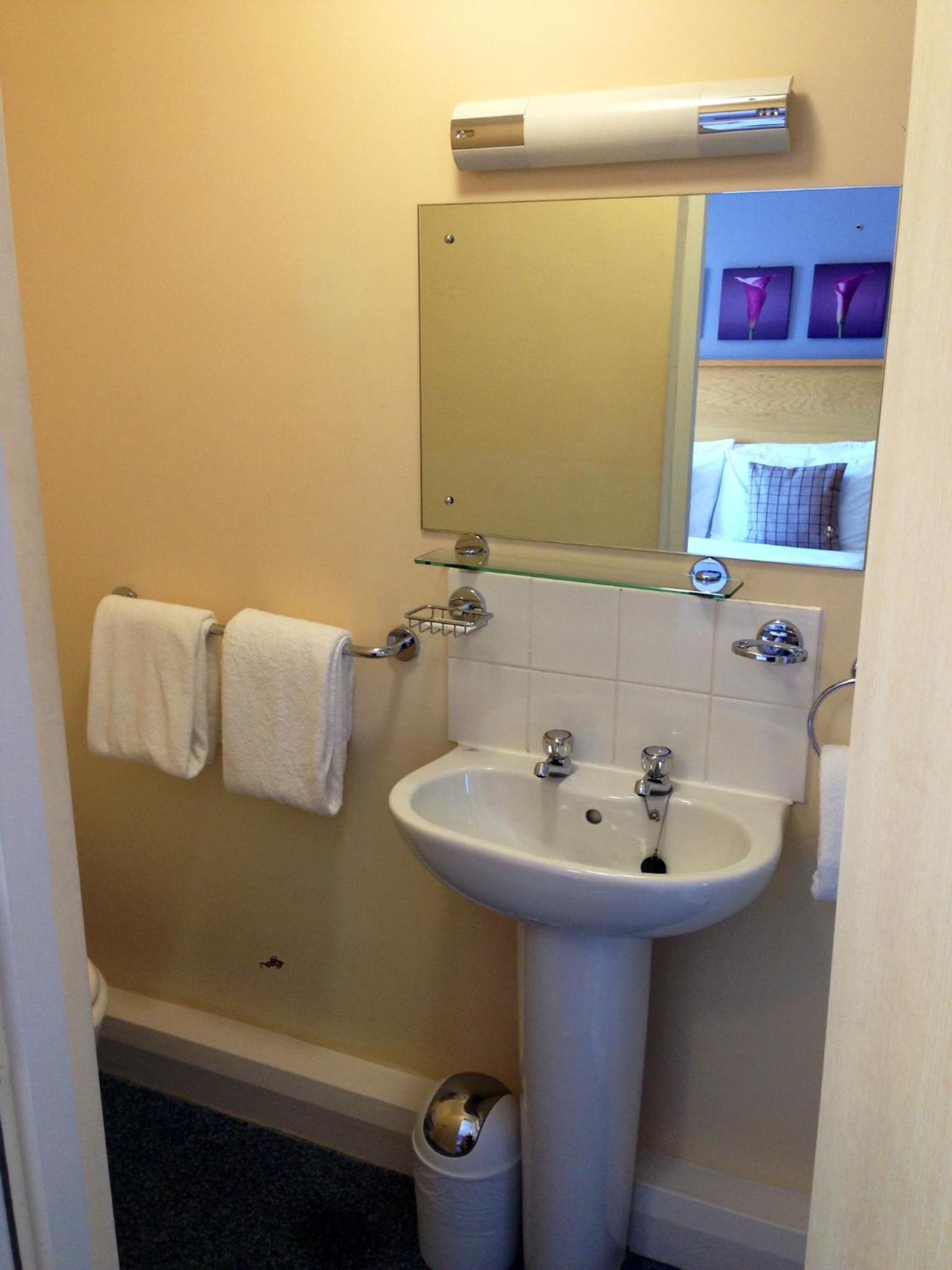 Small Double Room photo 2