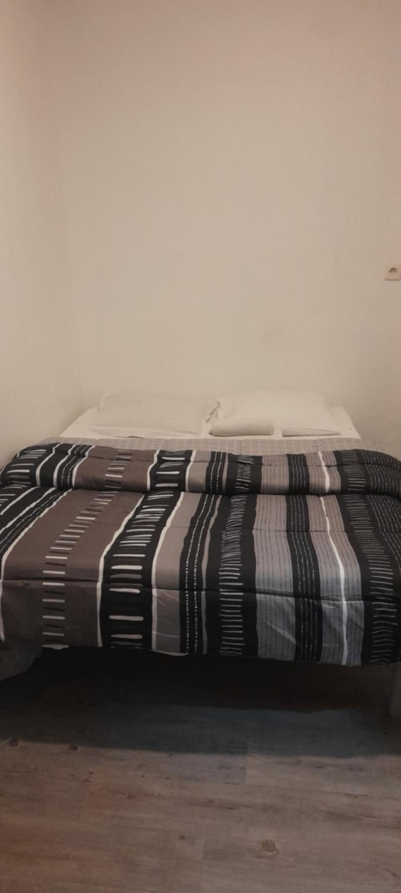 Budget Double Room photo 3
