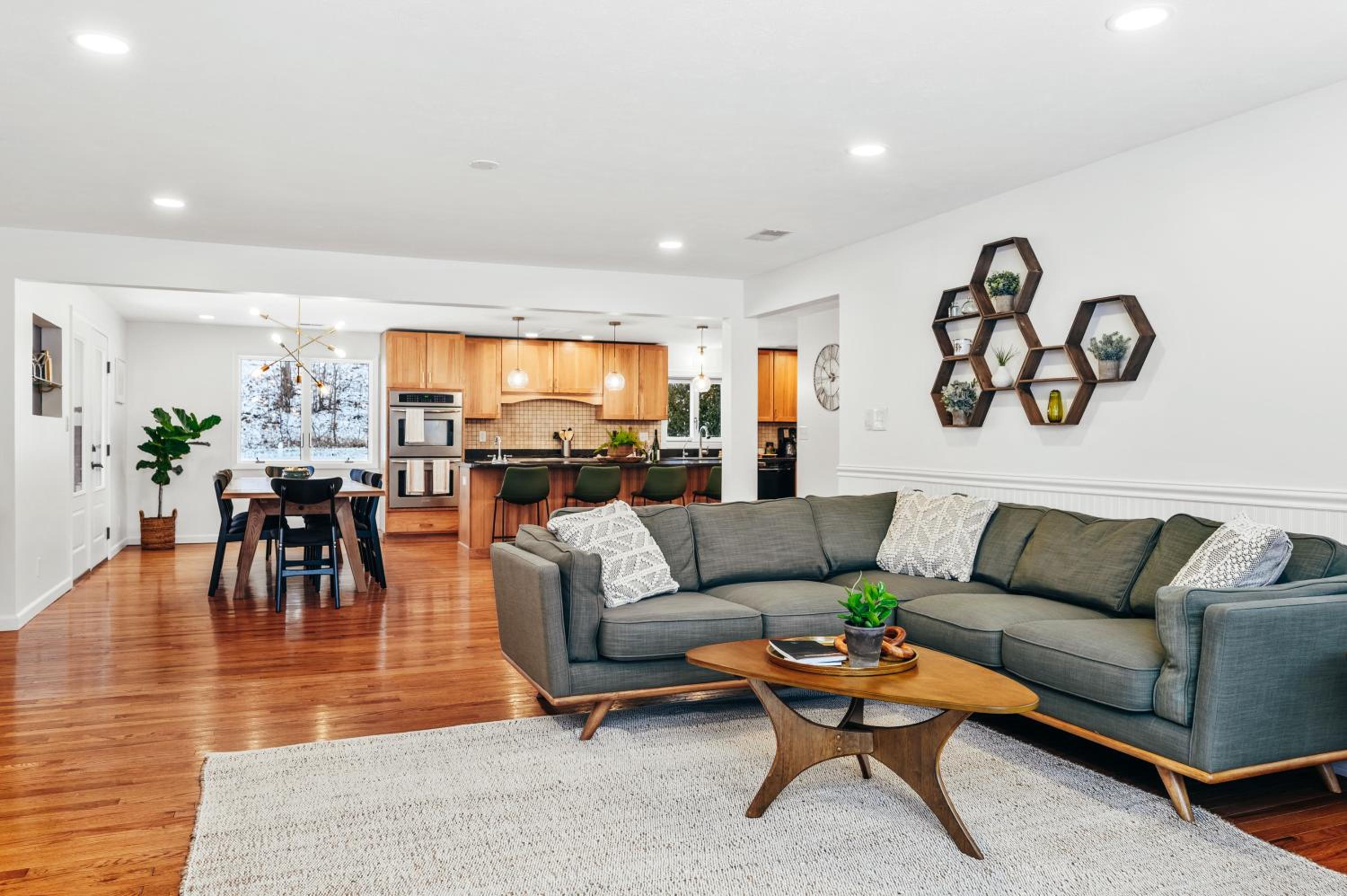 Three-Bedroom House photo 1