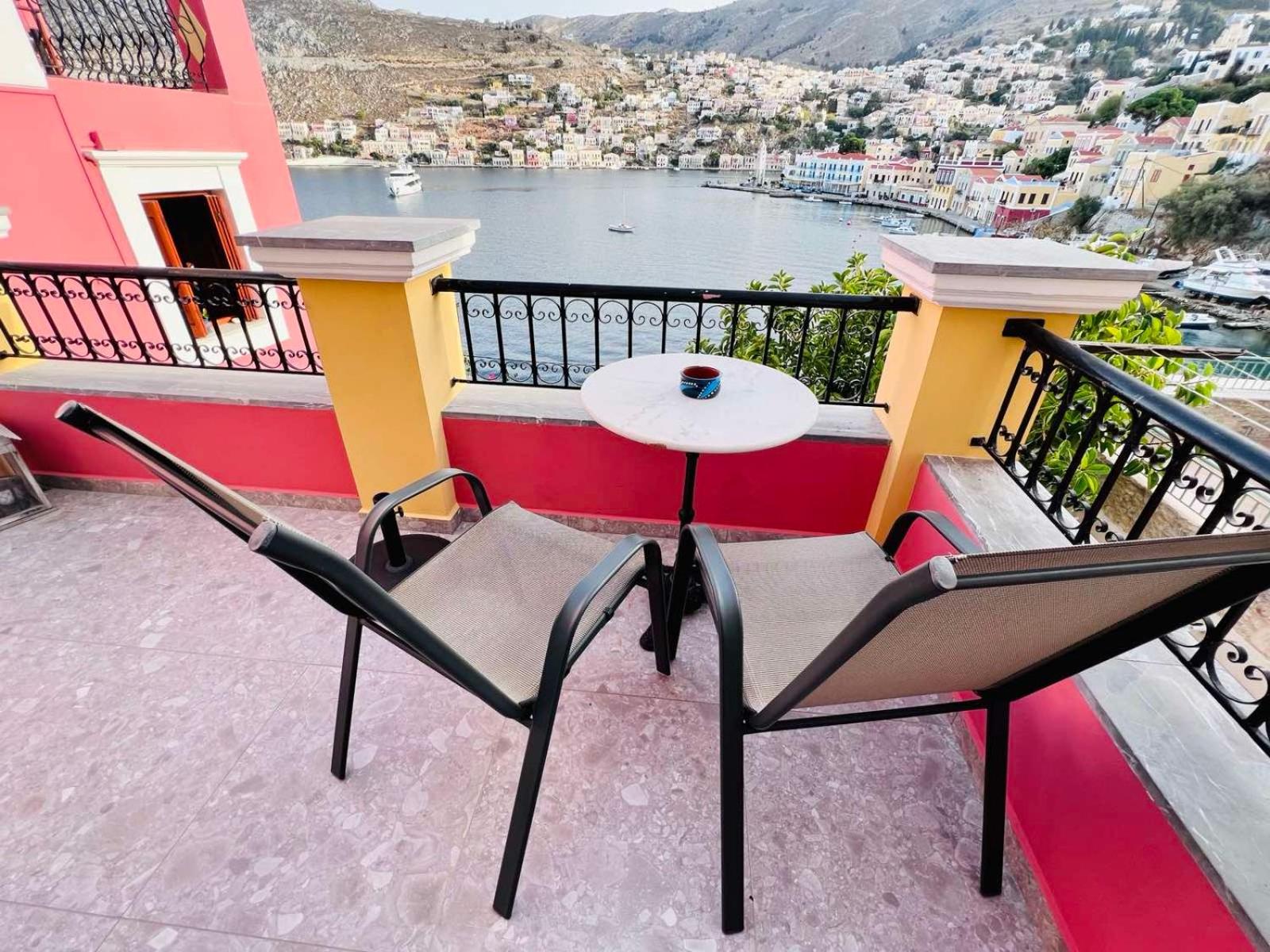 Double Room with Balcony and Sea View photo 2