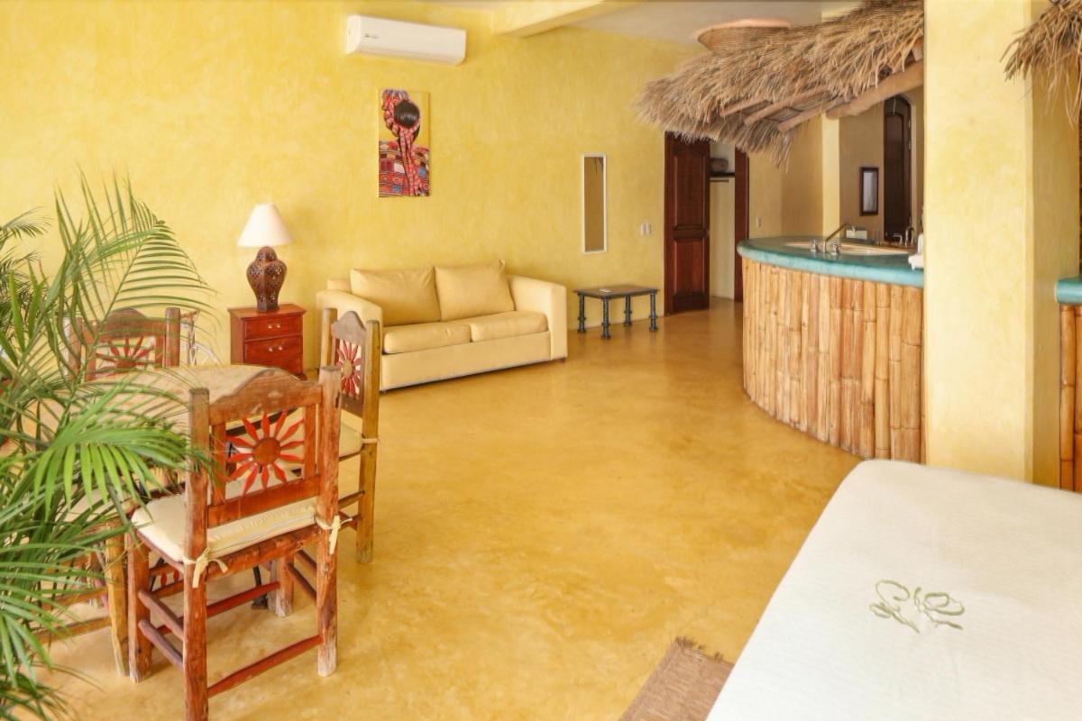 Deluxe Villa photo 2