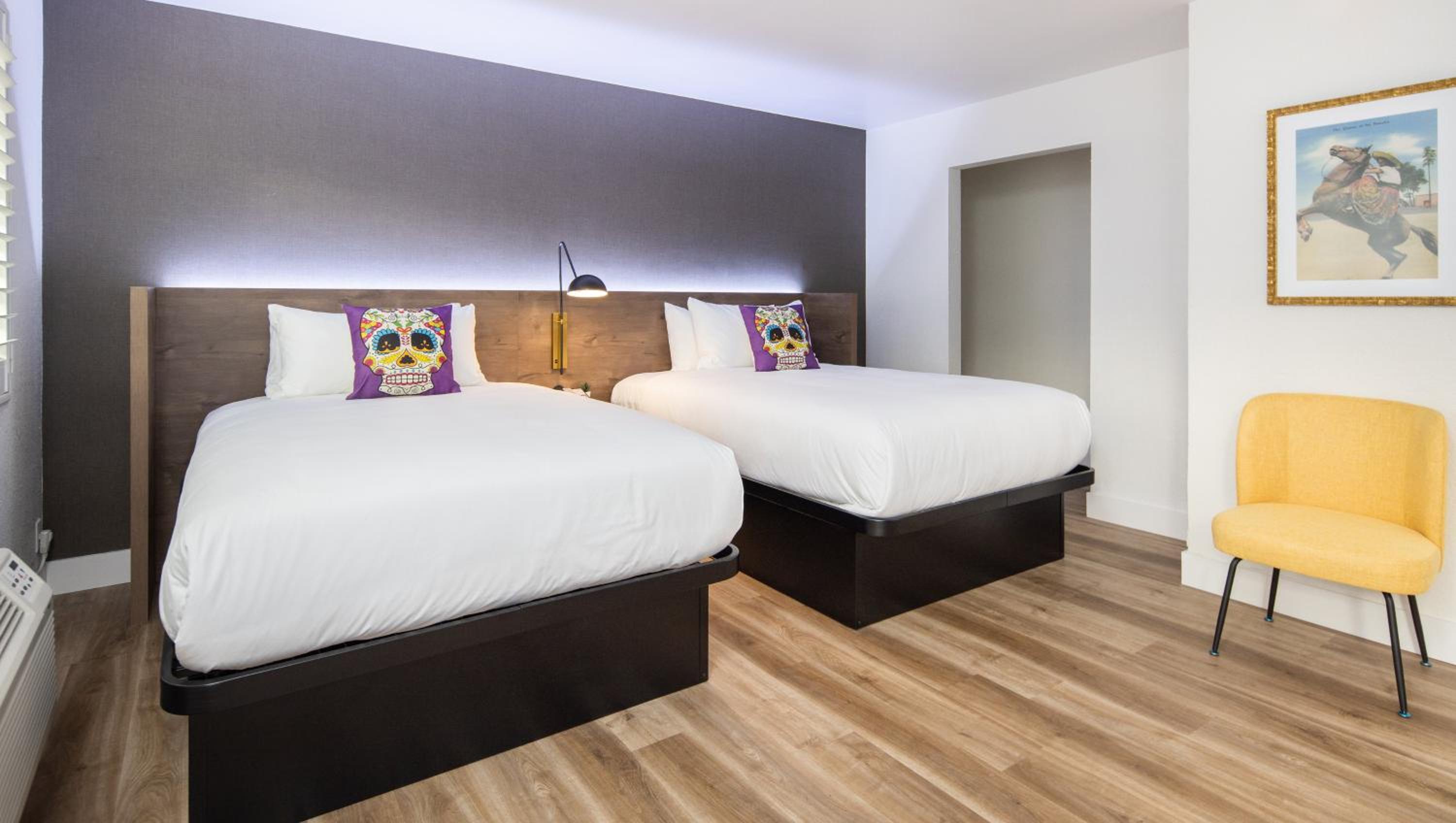 Deluxe Double Room with Two Double Beds - Non-Smoking photo 1